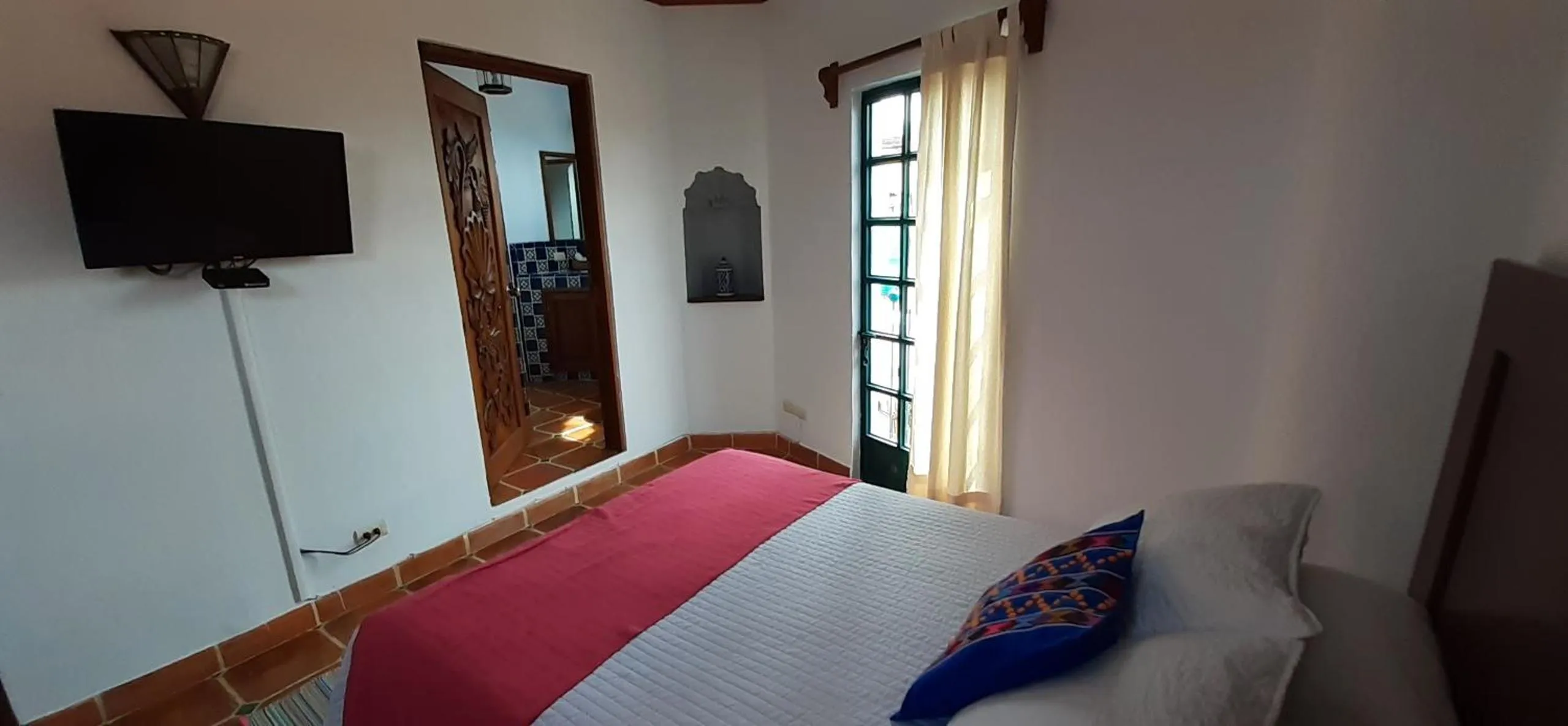 Photo of the whole room, Bed in Casa Frida B&B