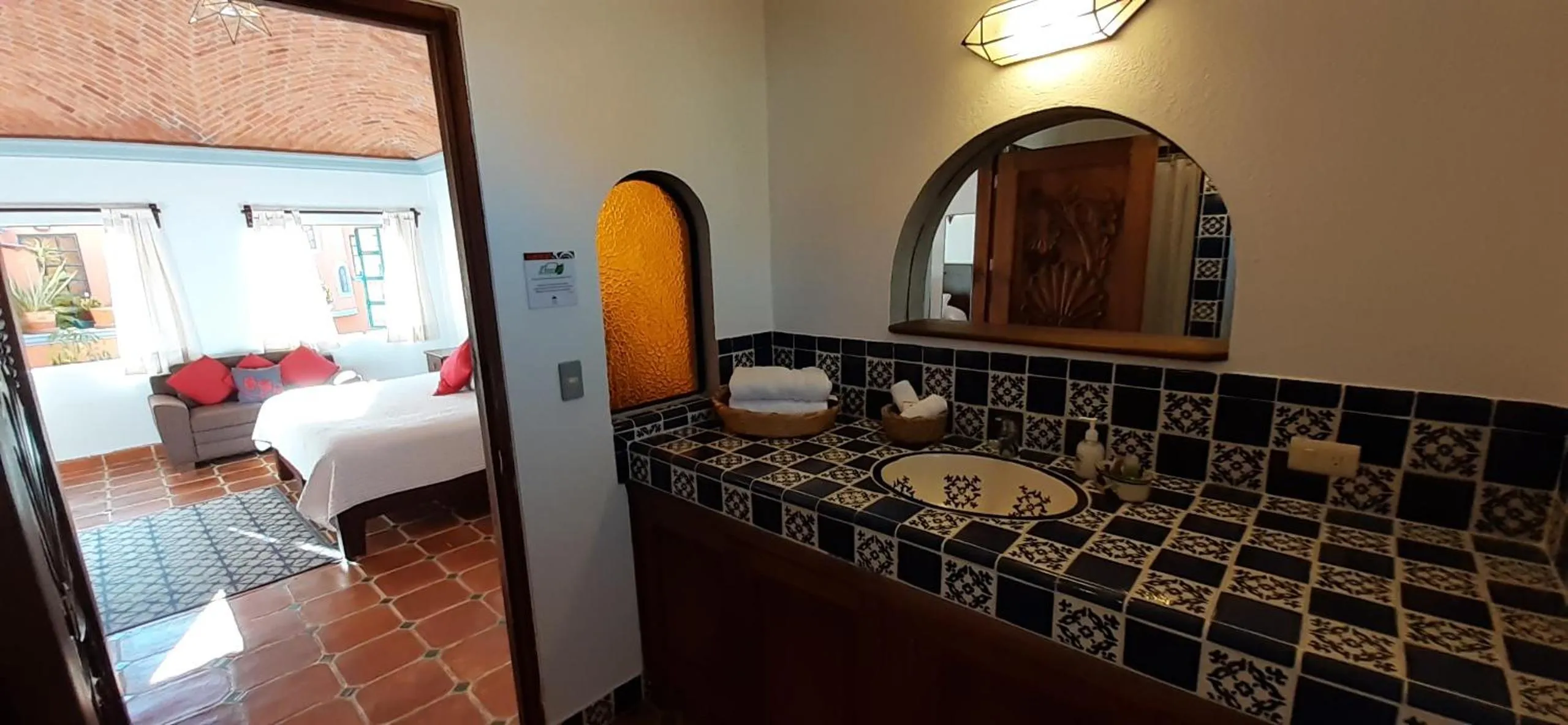 Bathroom in Casa Frida B&B