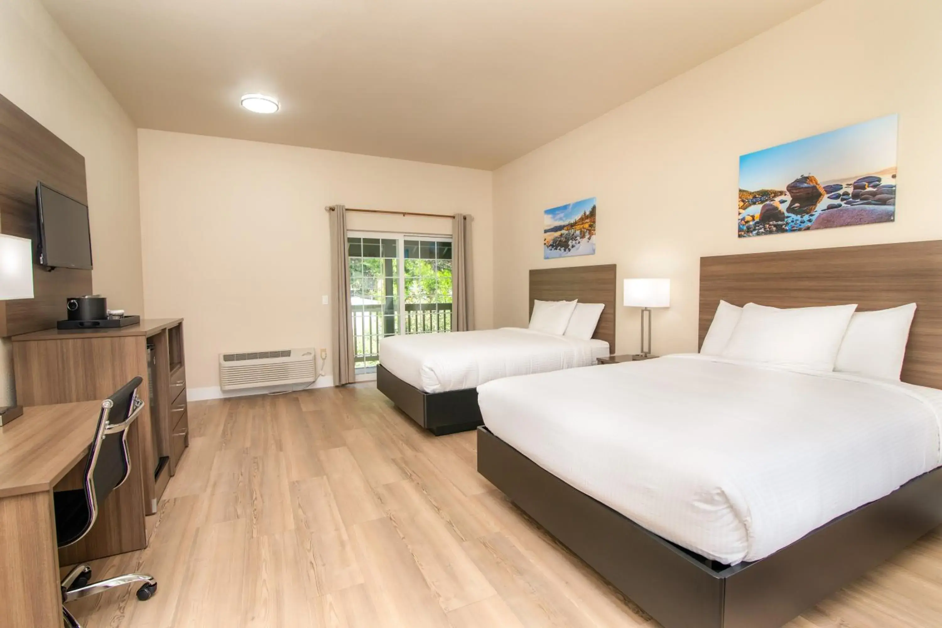 Double Room - Disability Access in Westhaven Inn Pollock Pines Camino Double Room - Disability Access in Westhaven Inn Pollock Pines Camino