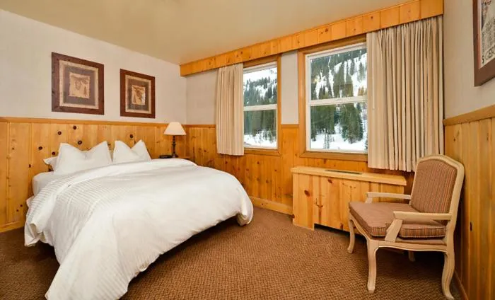 Bedroom in Alta Peruvian Lodge