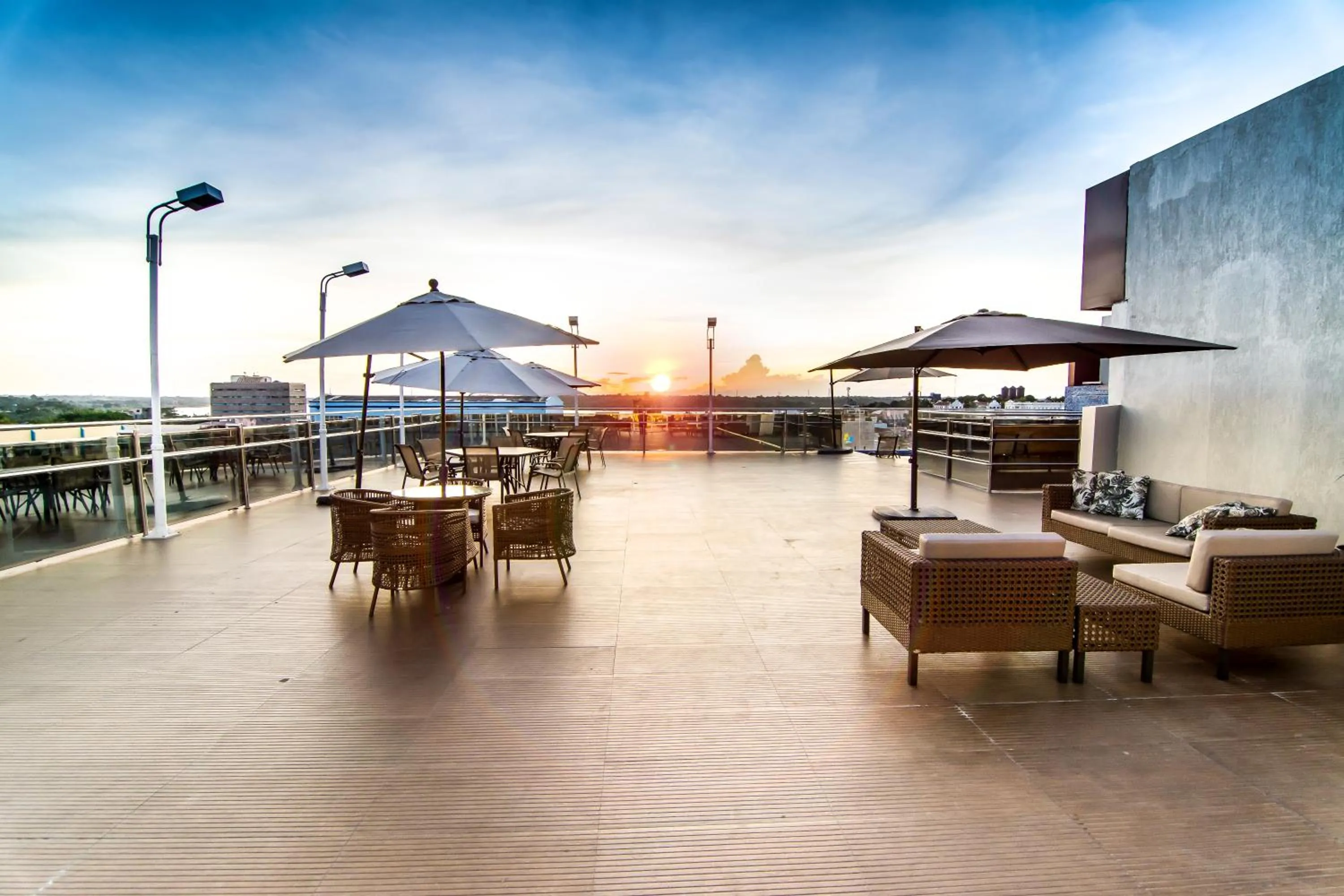 Balcony/Terrace in Oscar Hotel Executive