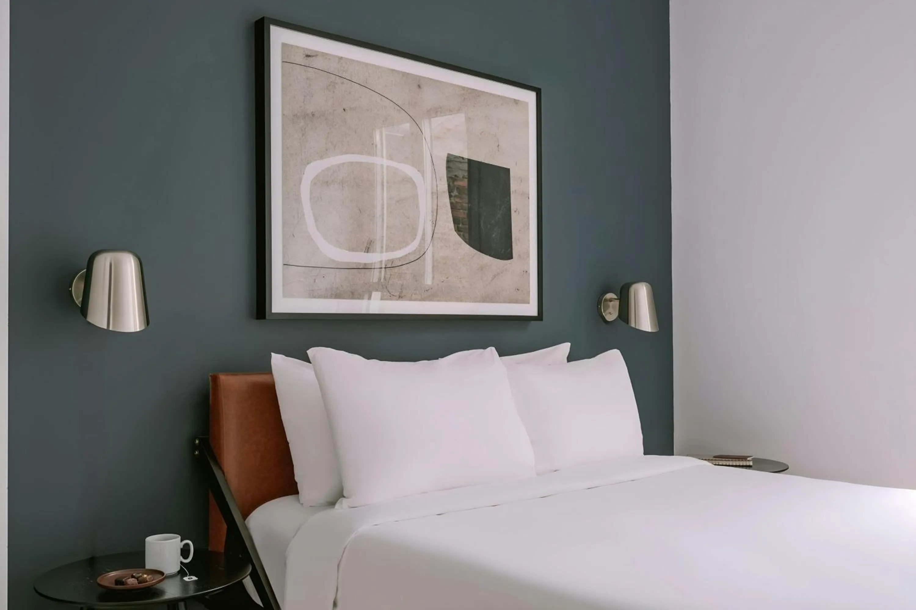 Bedroom, Bed in Sonder by Marriott Bonvoy Penny Lane Apartments Old Montreal