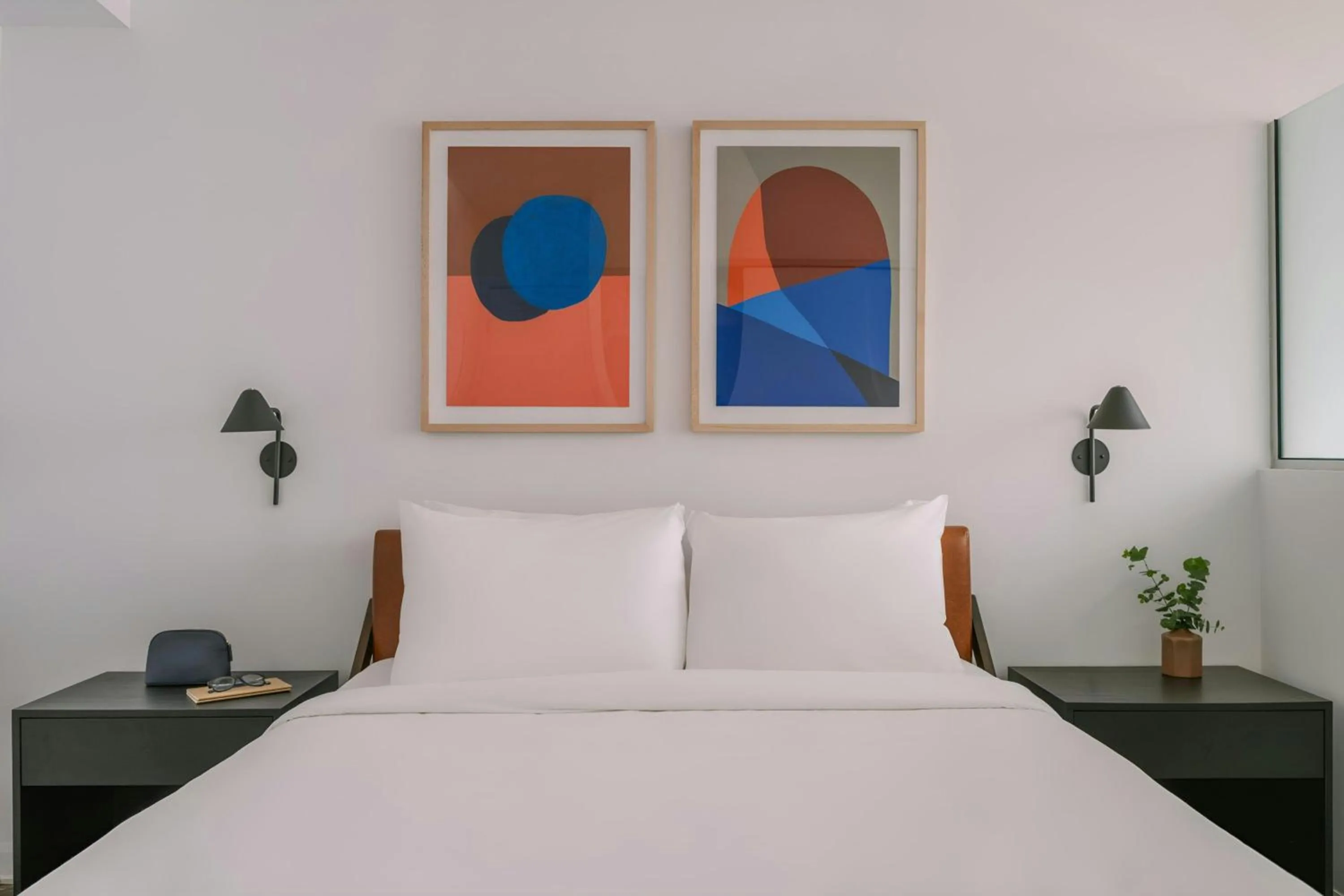 Bedroom, Bed in Sonder by Marriott Bonvoy Penny Lane Apartments Old Montreal