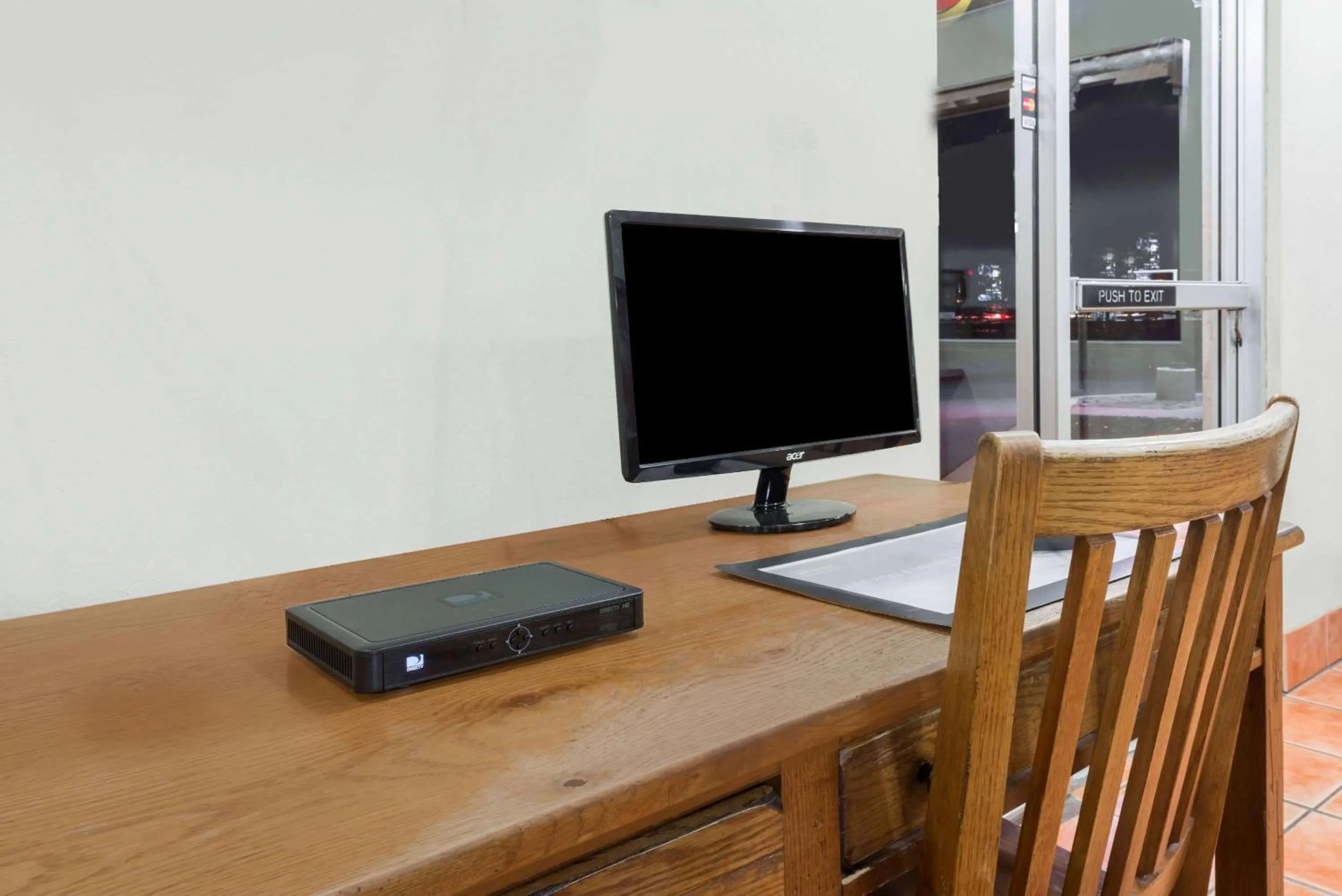 On site in Super 8 by Wyndham Socorro