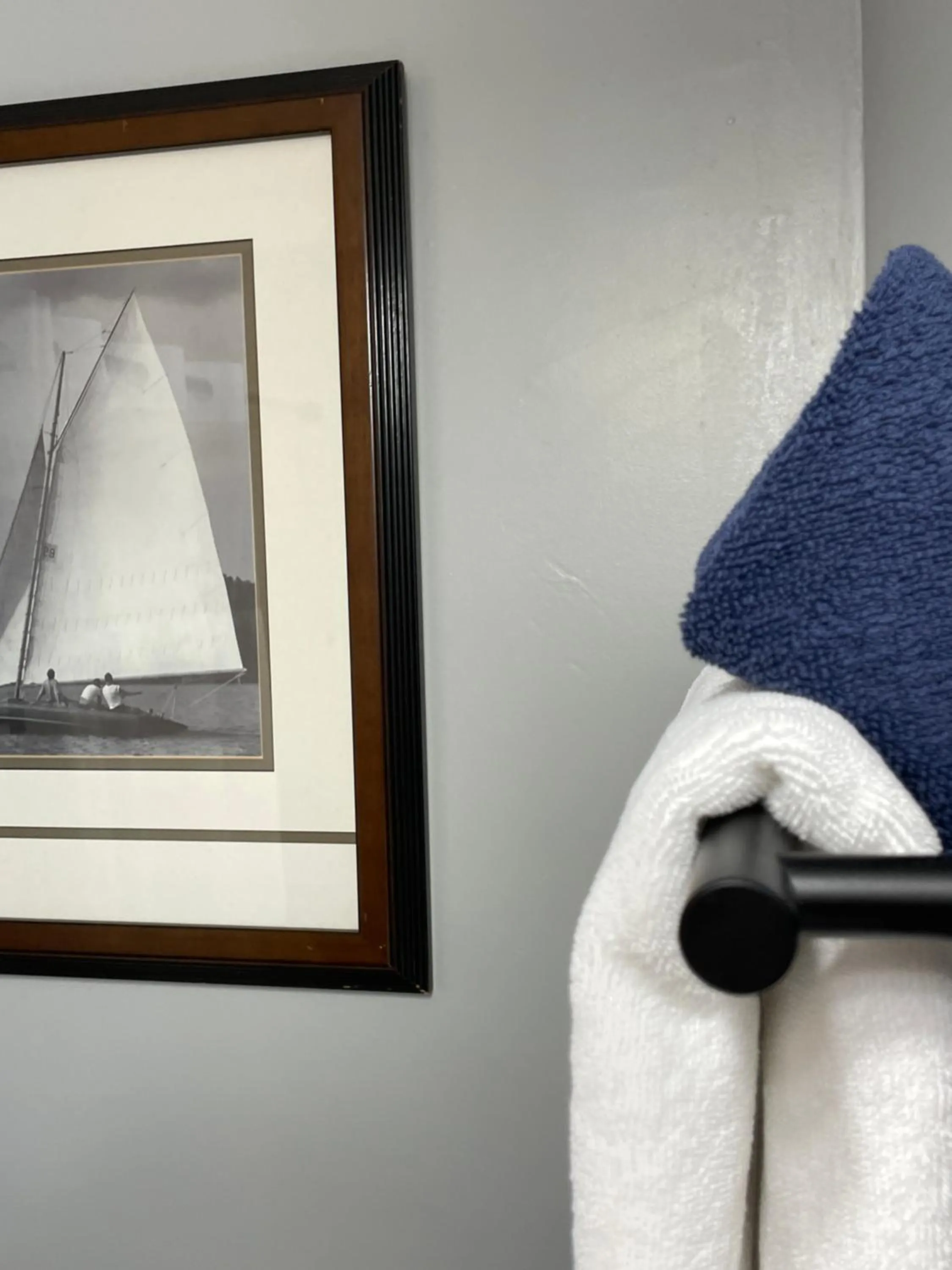 Bathroom in White Sails Inn