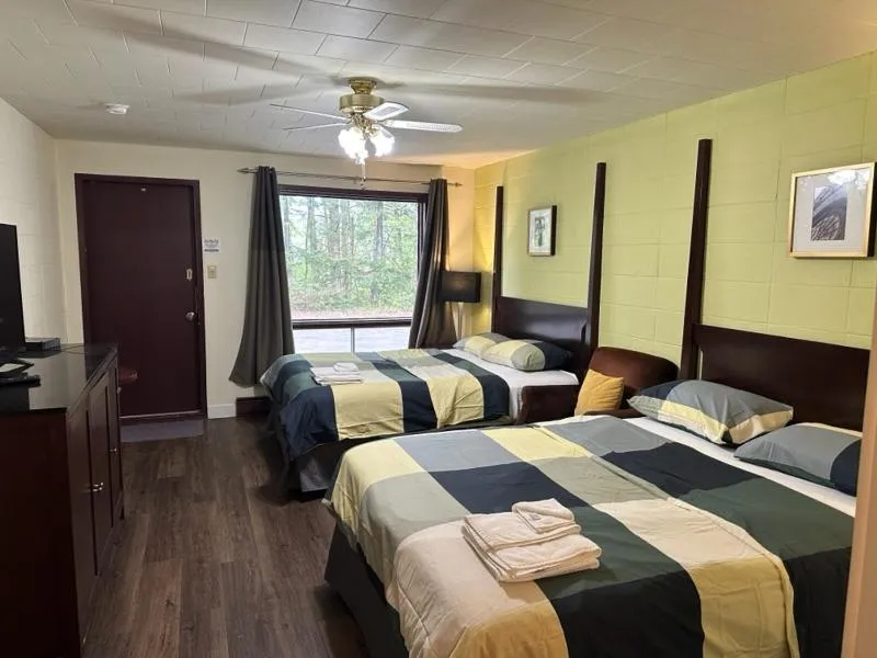 Bed in Auberge Pique Nique