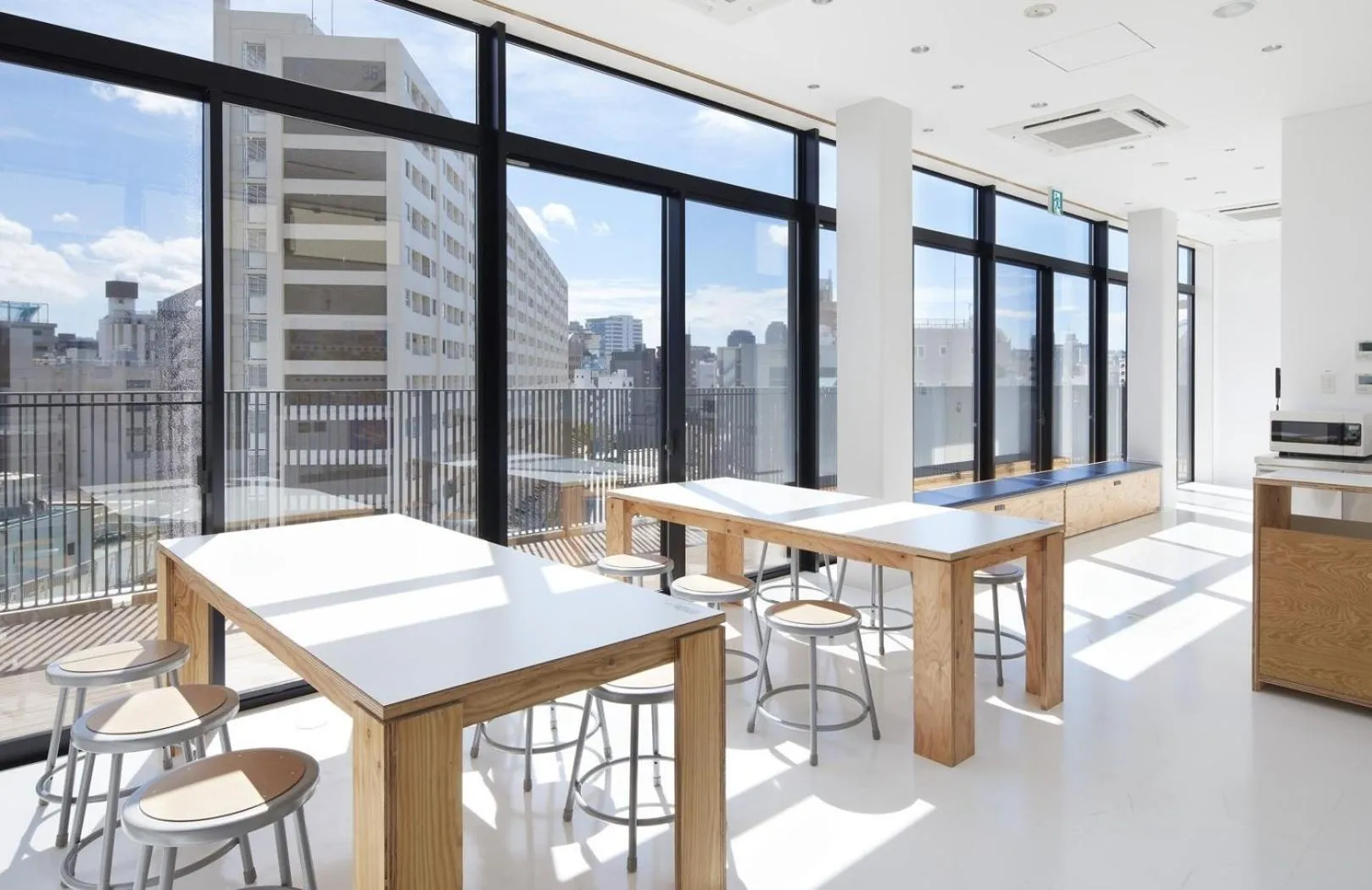 Communal lounge/ TV room in Mustard Hotel Shibuya