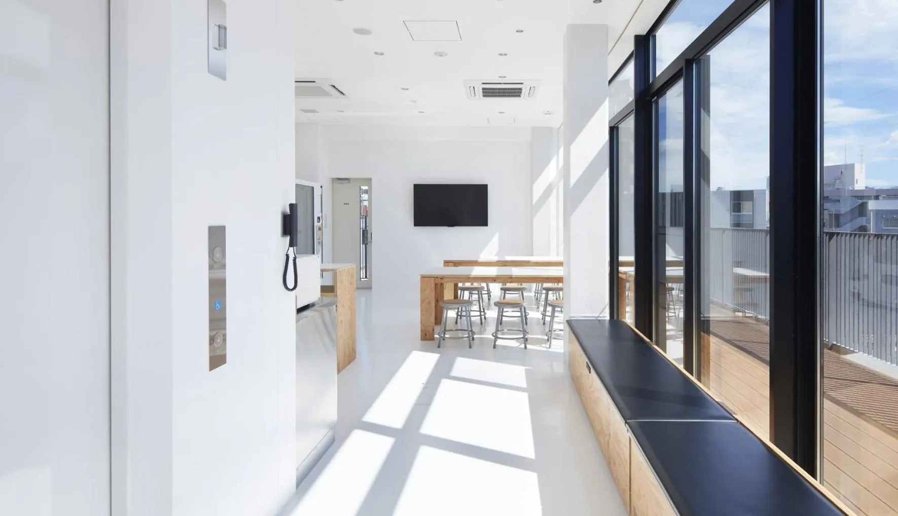 Area and facilities in Mustard Hotel Shibuya