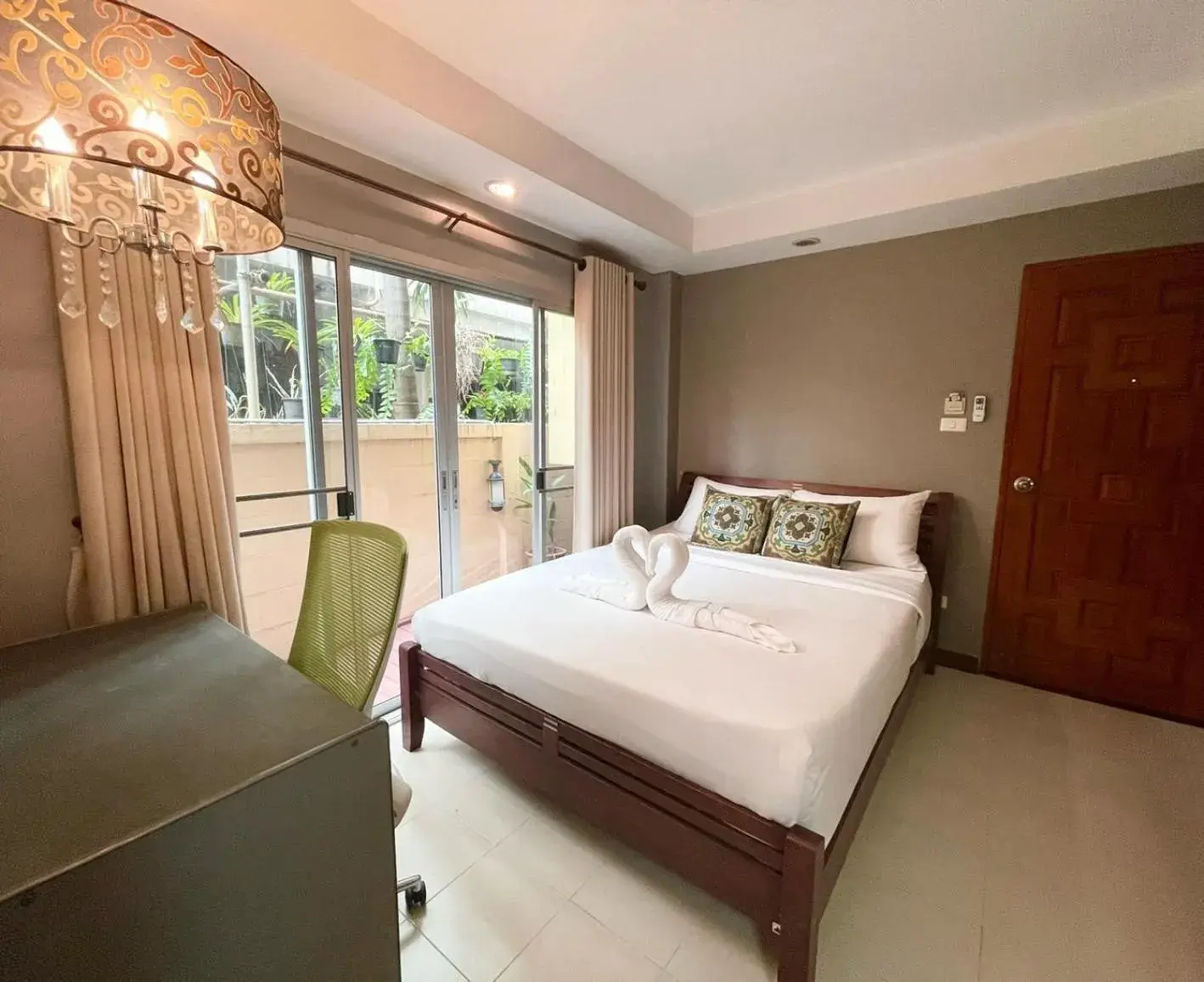 Double Room with Balcony in Hub53 Coliving Space Double Room with Balcony in Hub53 Coliving Space
