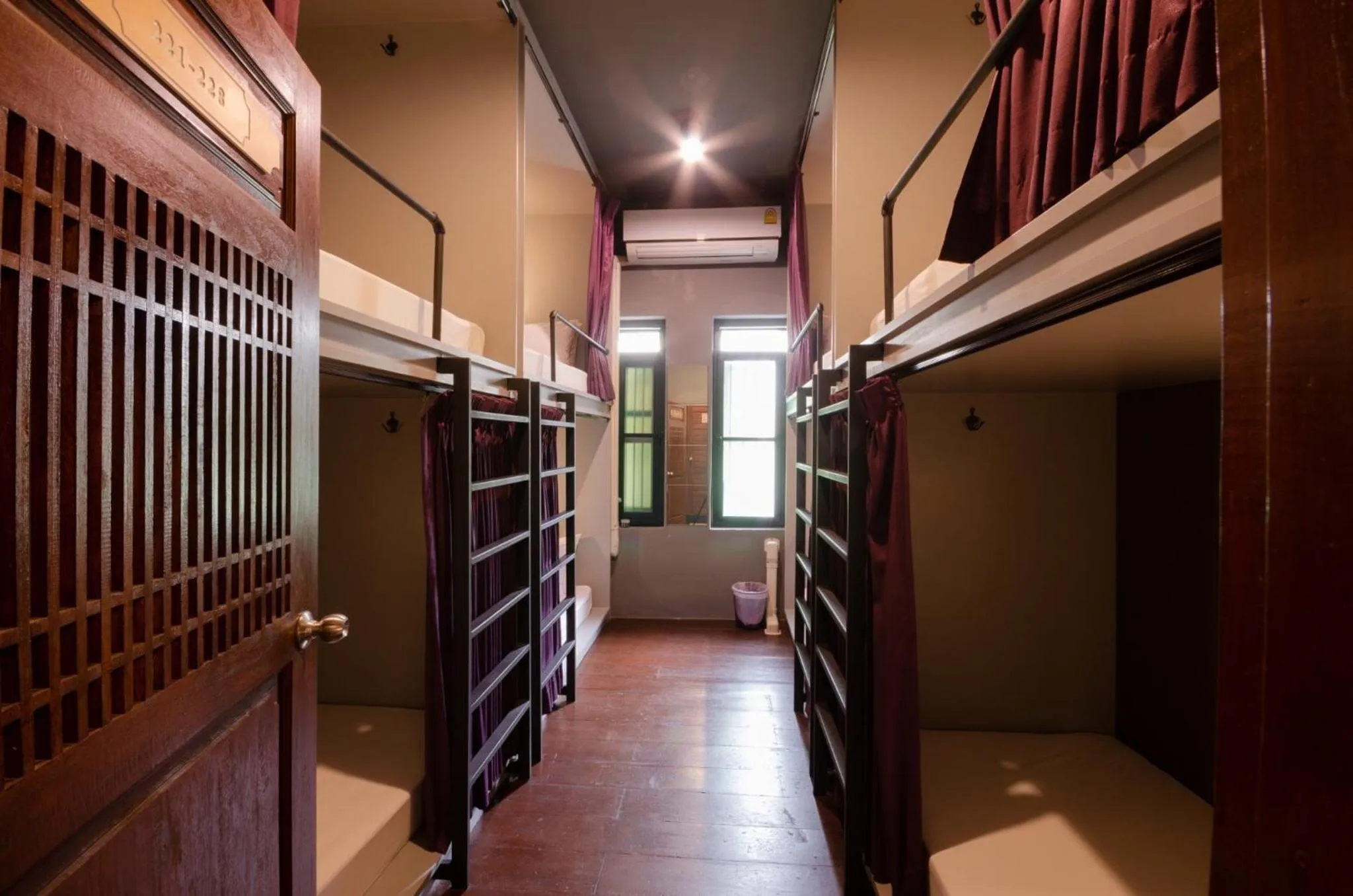 bunk bed, Bed in Tian Tian Hostel