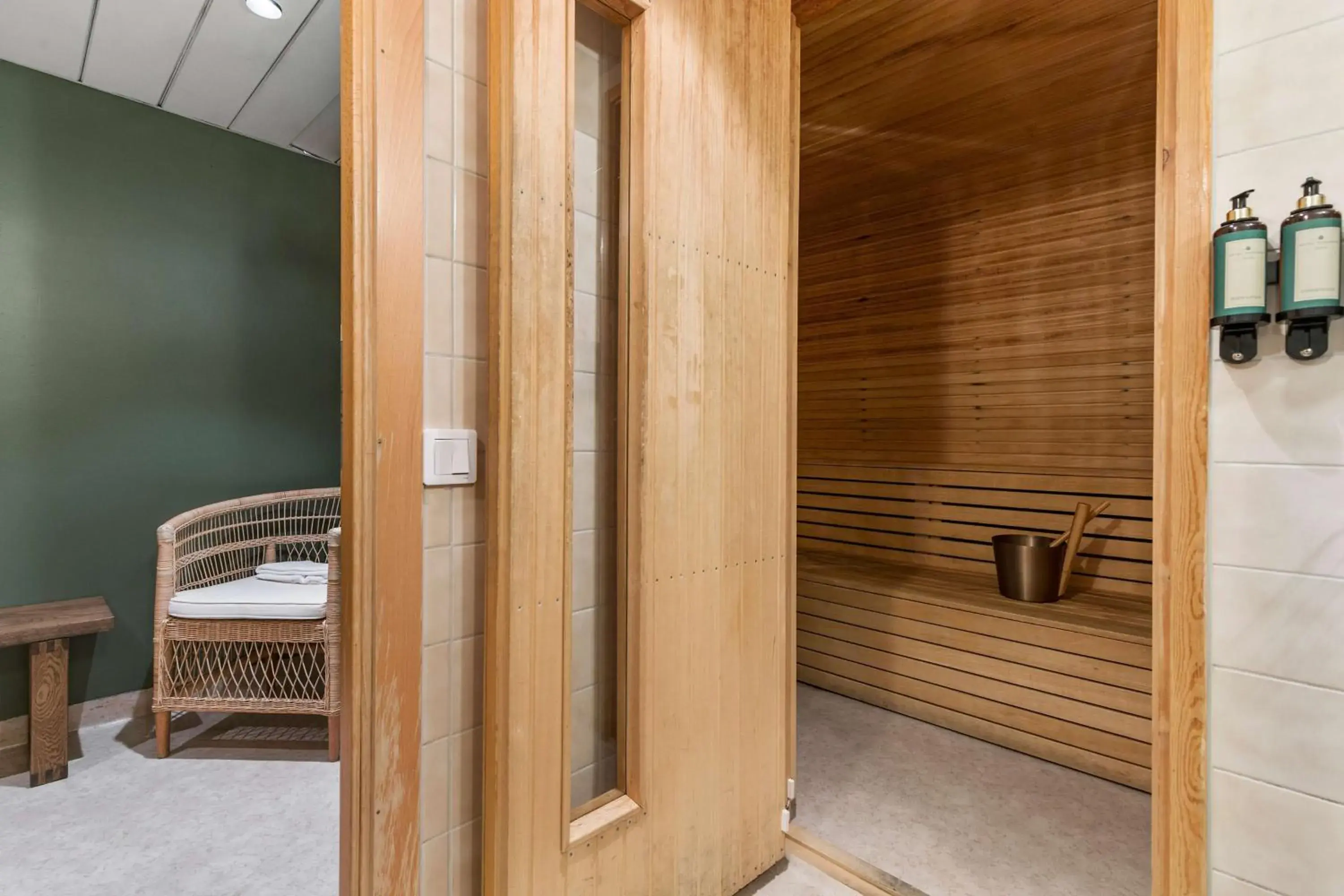 Spa and wellness centre/facilities, Bed in Best Western Hotel Danderyd Spa and wellness centre/facilities, Bed in Best Western Hotel Danderyd