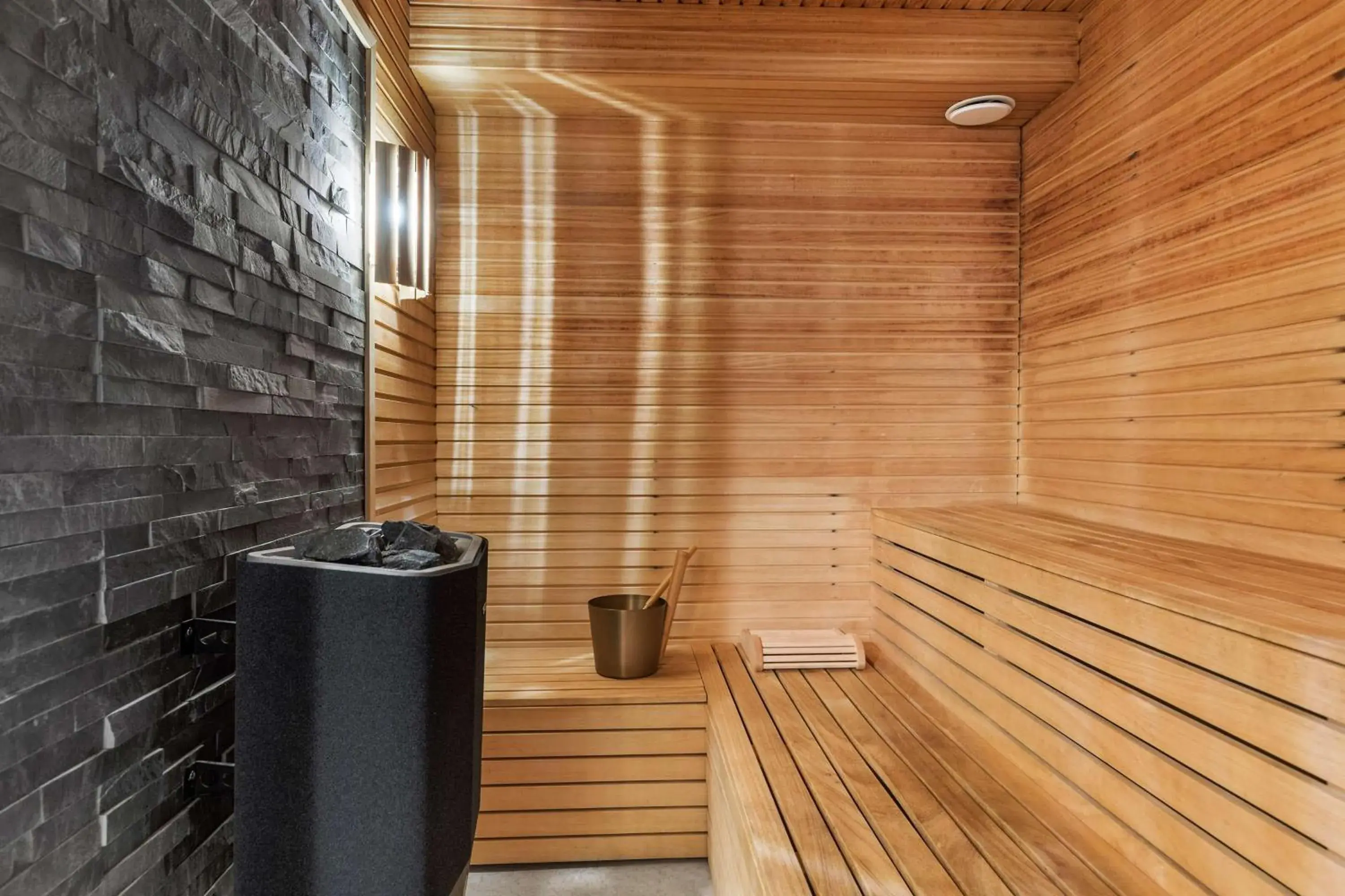 Spa and wellness centre/facilities in Best Western Hotel Danderyd Spa and wellness centre/facilities in Best Western Hotel Danderyd