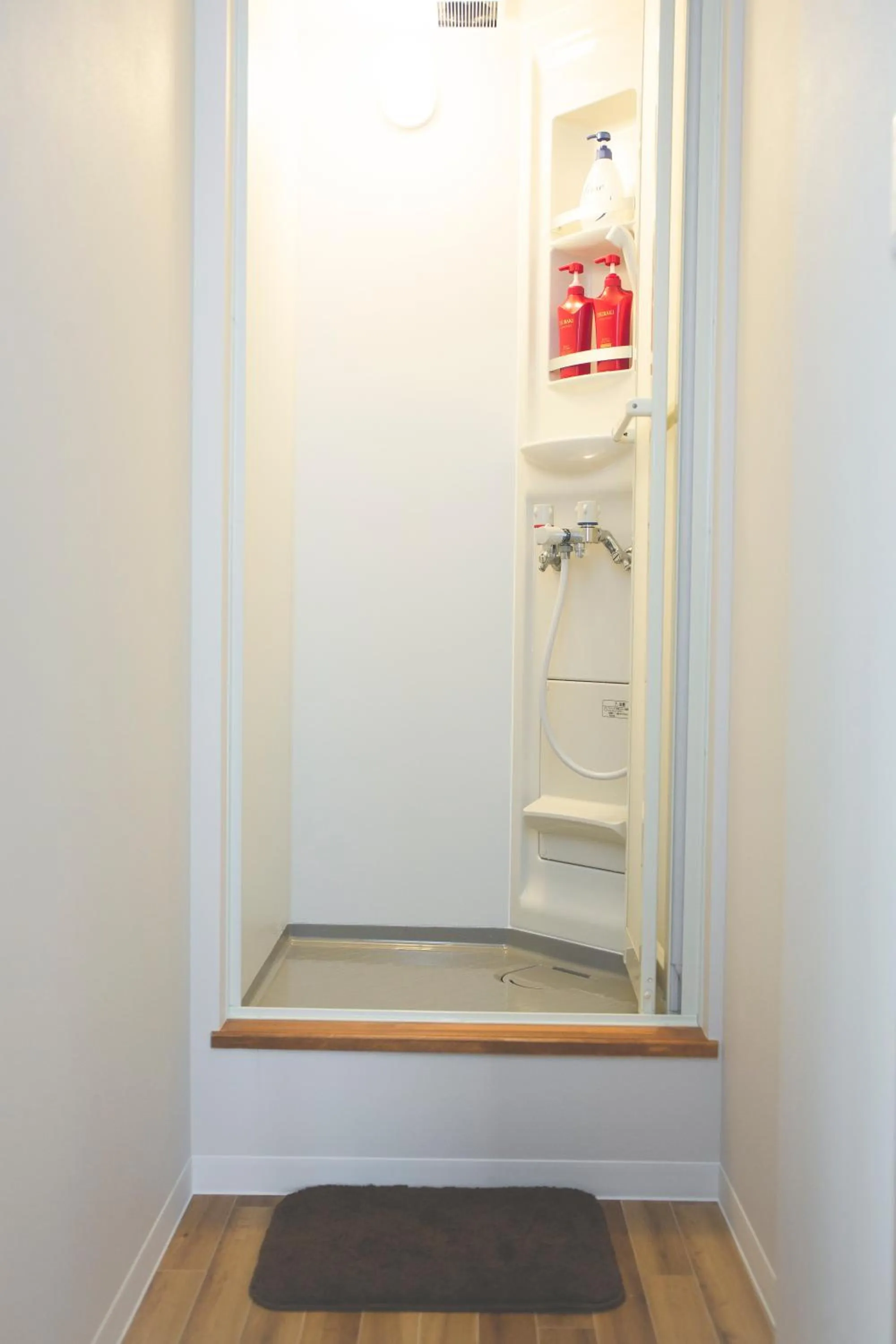 Shower in Noboribetsu Guest House AKA & AO