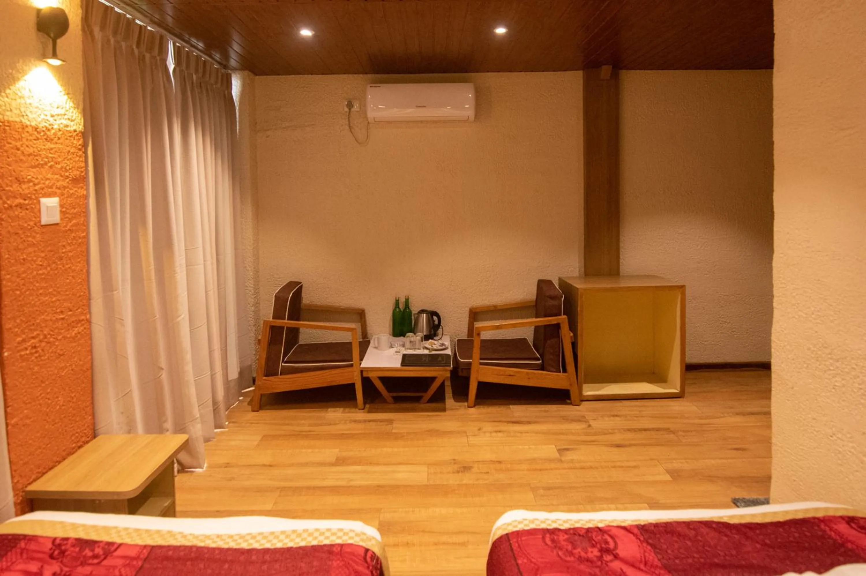 Bed in Everest Manla Resort