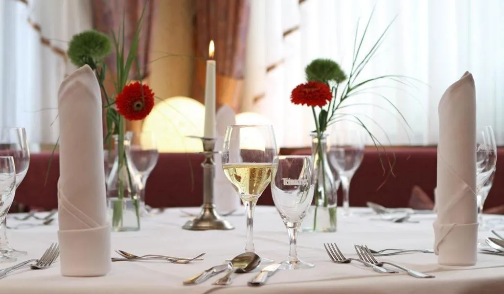 Restaurant/places to eat in Hotel Schwarzwaldhof