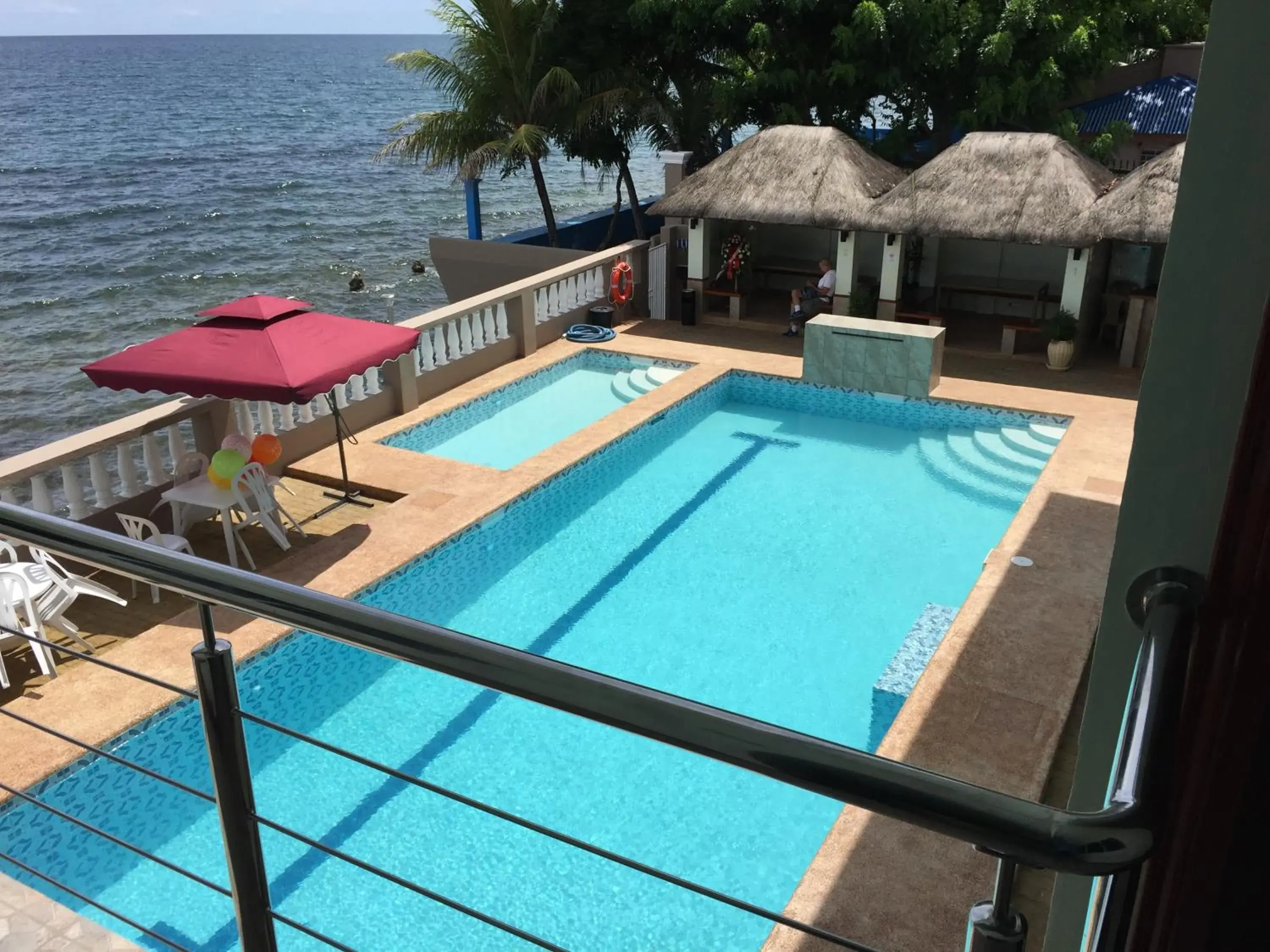 Pool view in Ocean Breeze Resort Pool view in Ocean Breeze Resort