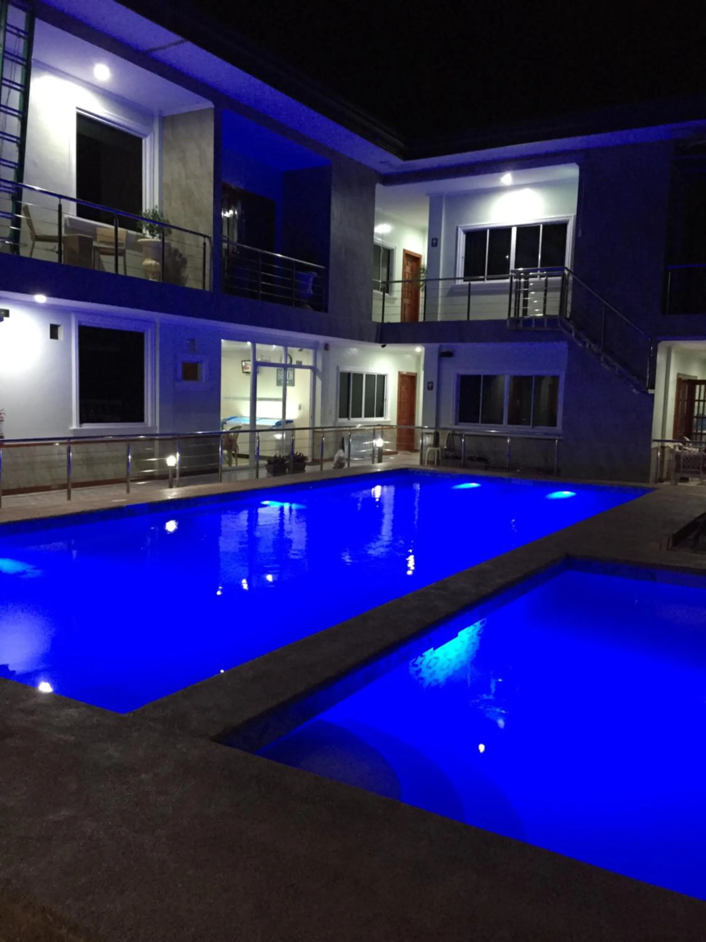 Swimming pool in Ocean Breeze Resort