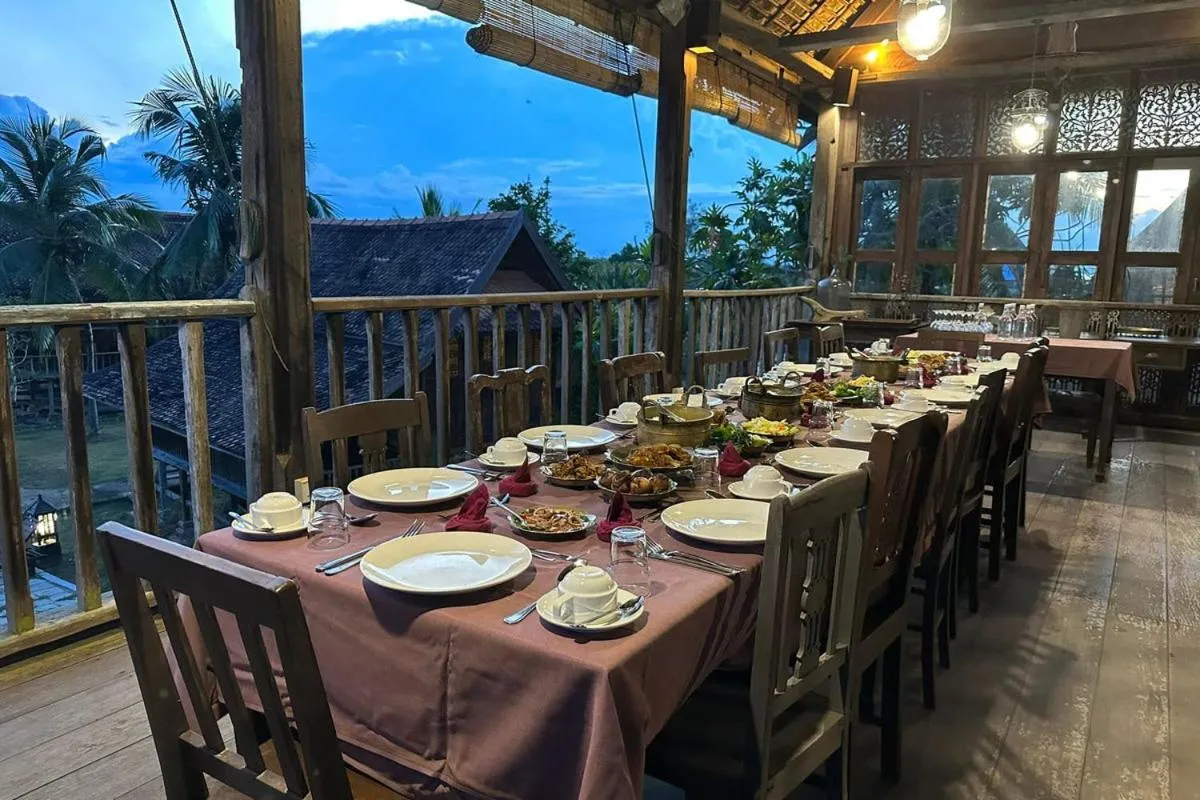 Restaurant/places to eat in Terrapuri Heritage Resort, Penarik