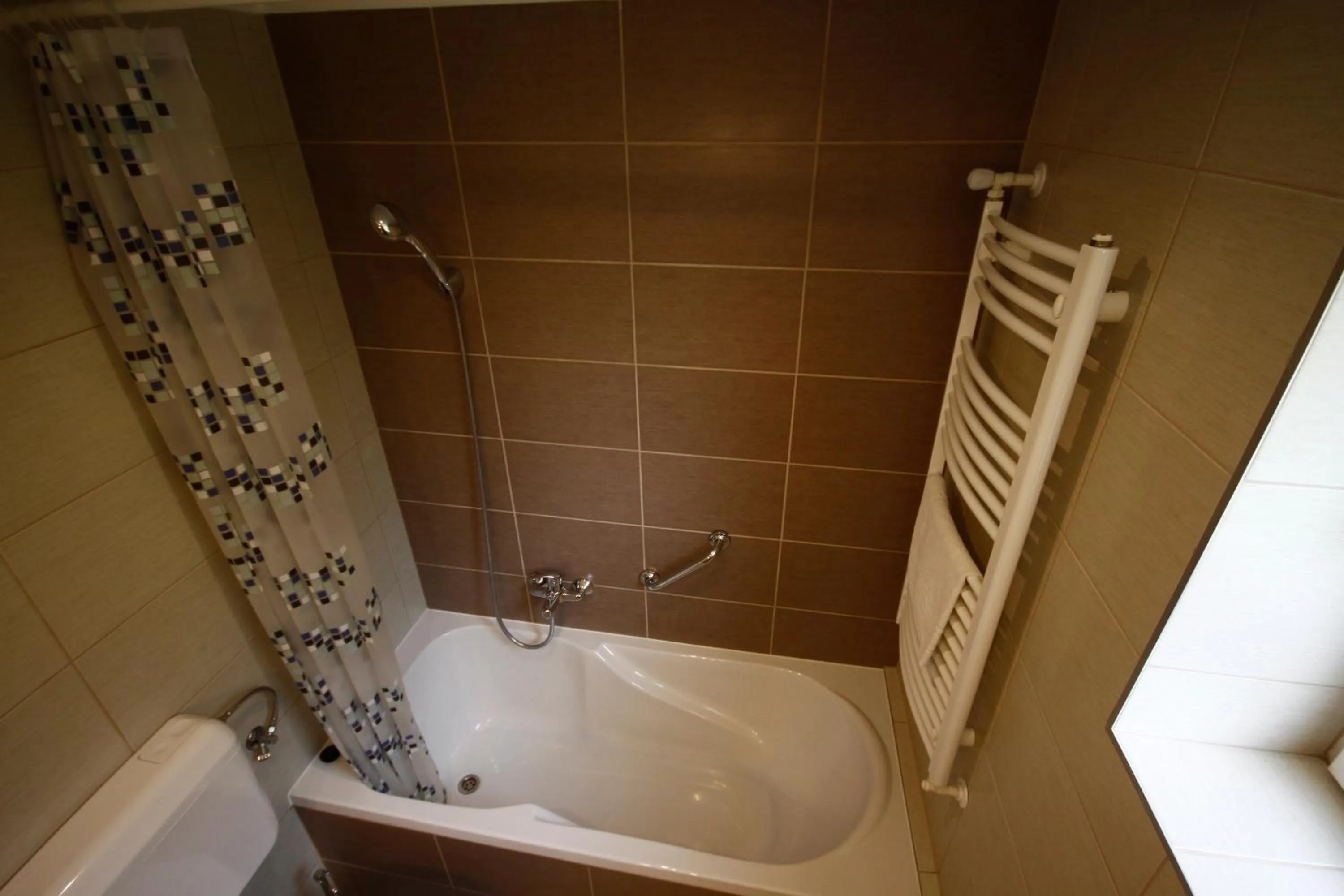 Bathroom in Parti Panzió