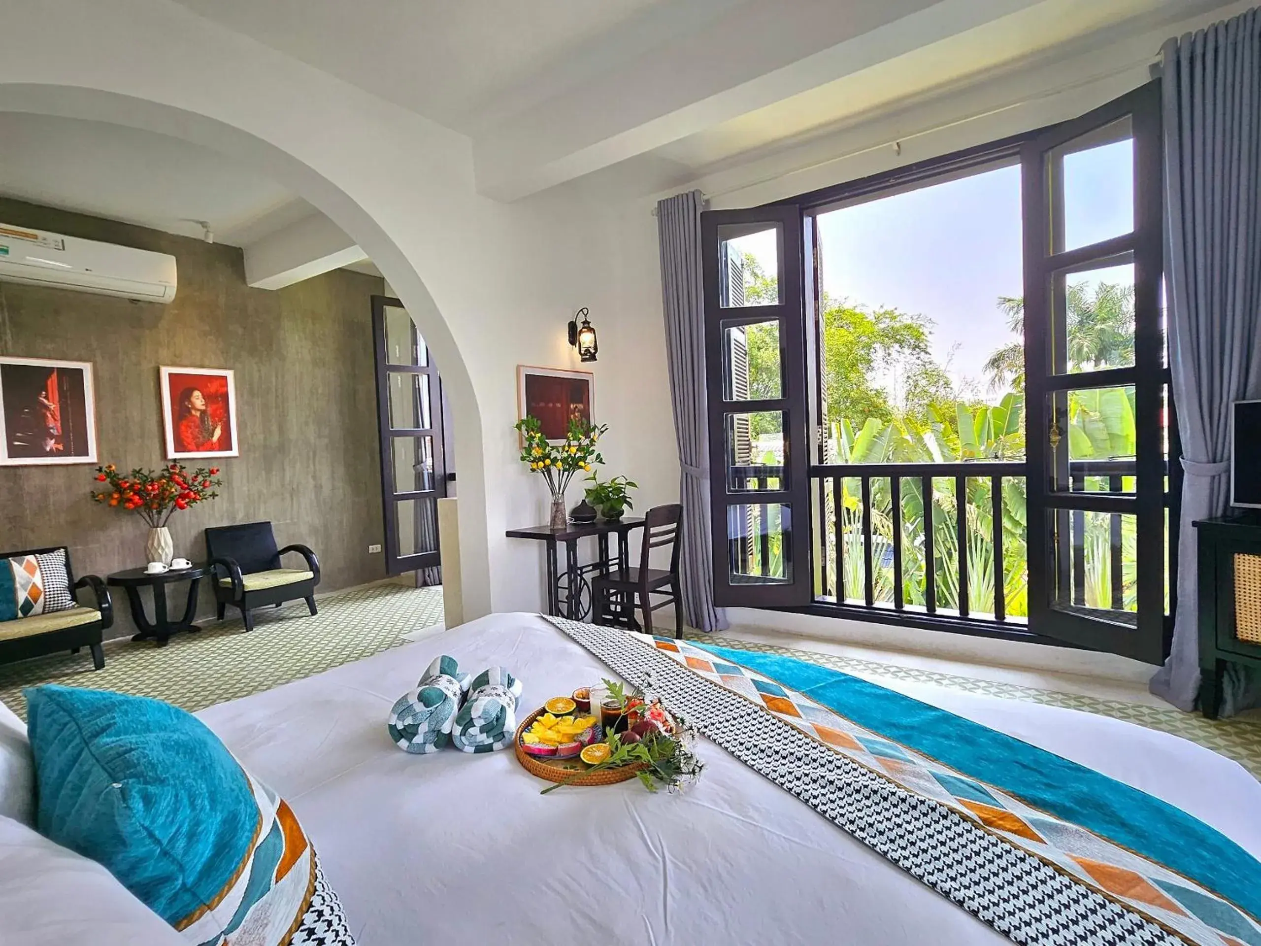 Deluxe Double or Twin Room with Pool View in Nghé Garden Resort Hội An Deluxe Double or Twin Room with Pool View in Nghé Garden Resort Hội An