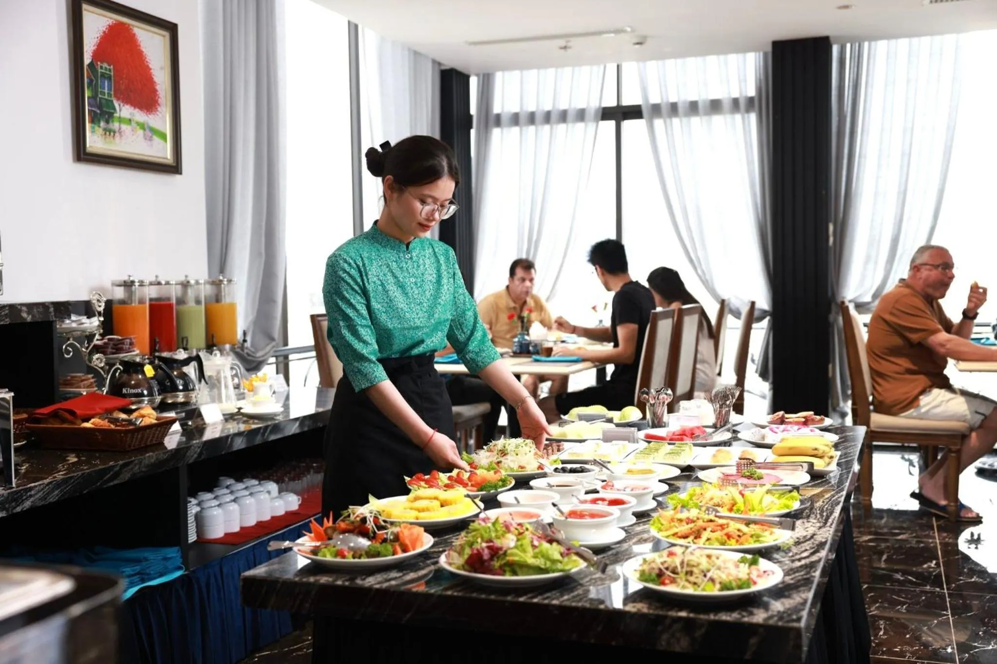 Restaurant/places to eat in Hanoi Dalvostro Valentino Hotel & Spa