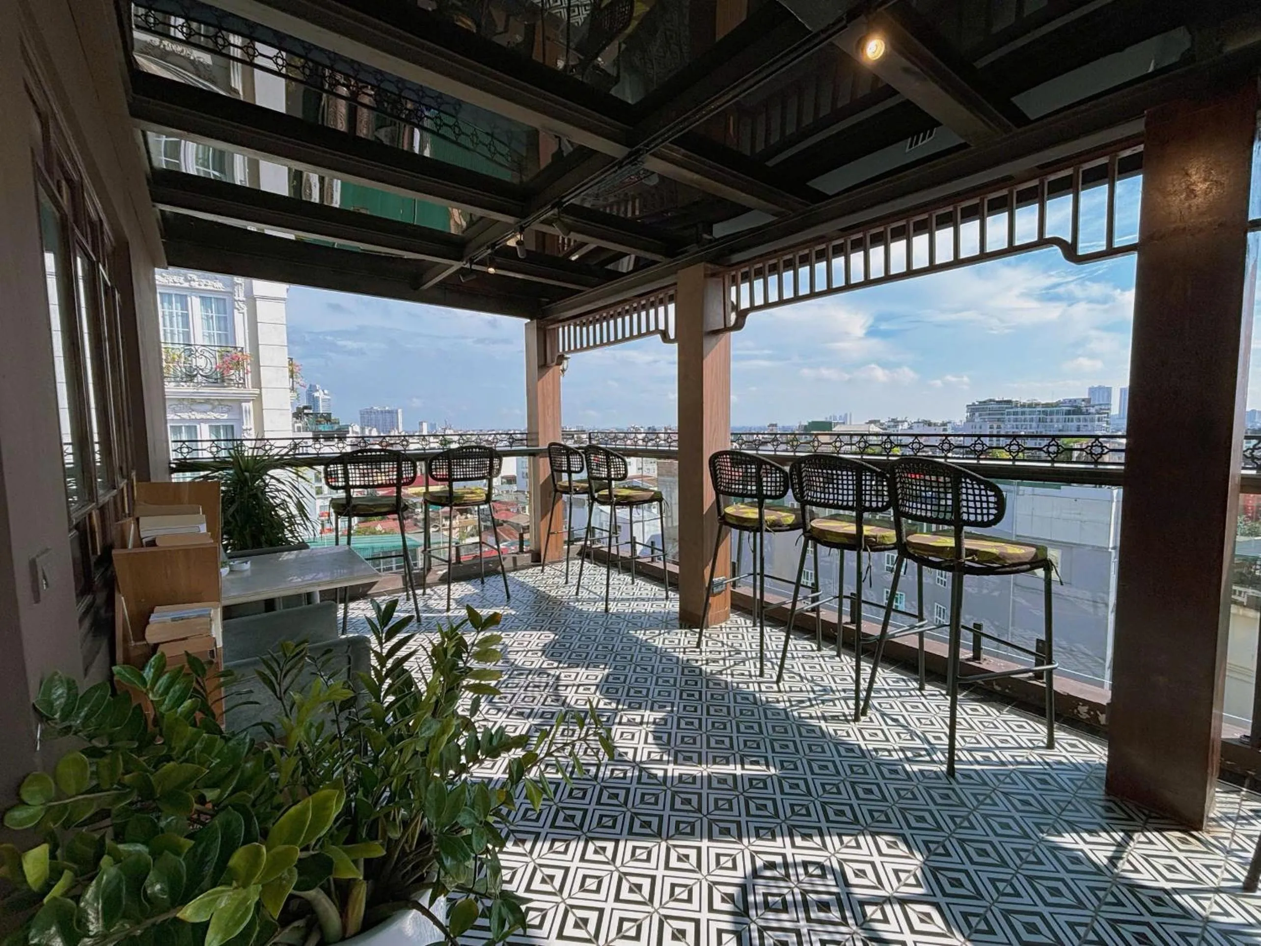 Restaurant/places to eat in Hanoi Dalvostro Valentino Hotel & Spa