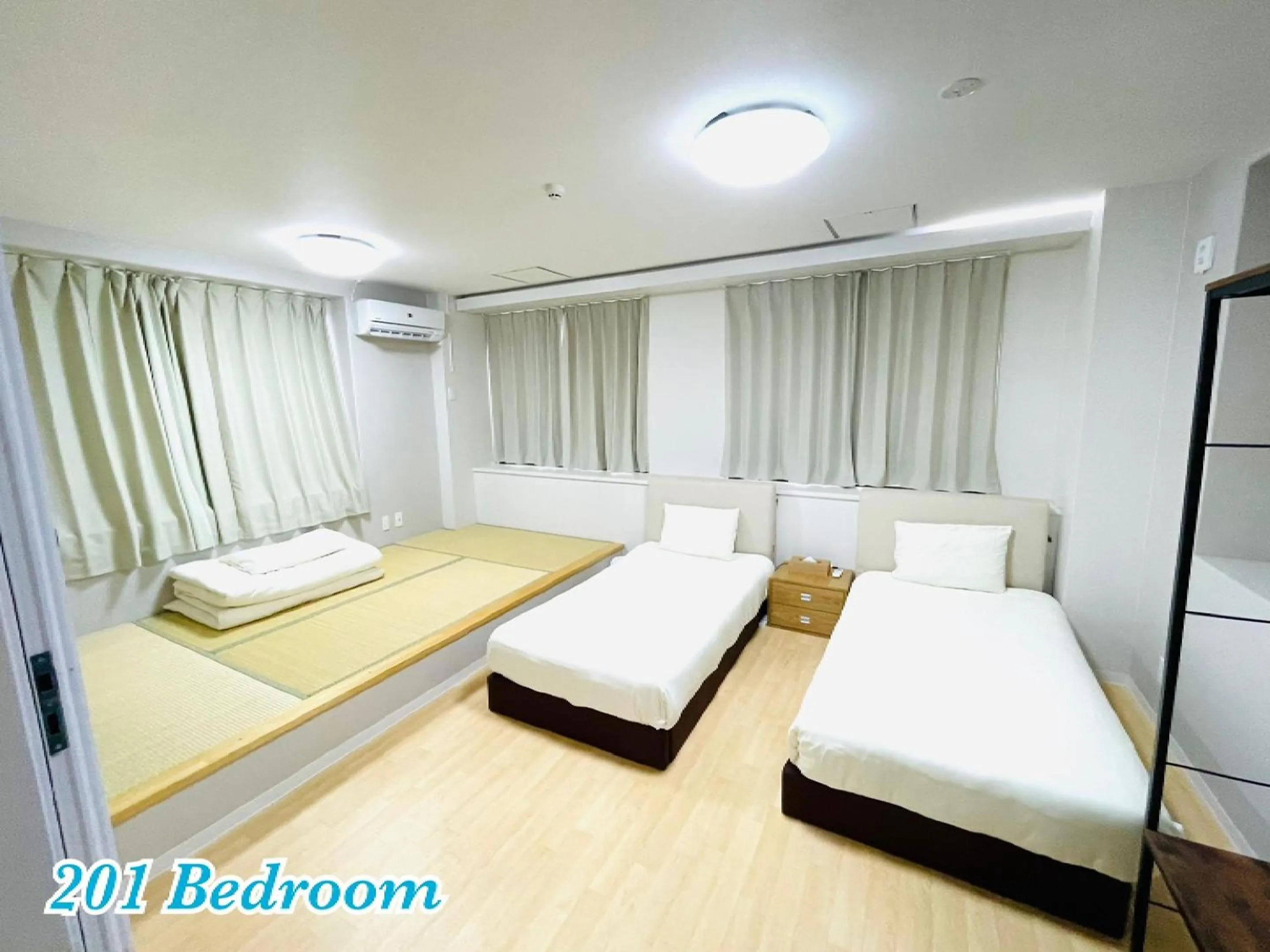 Bed in Mcity in Wakasa