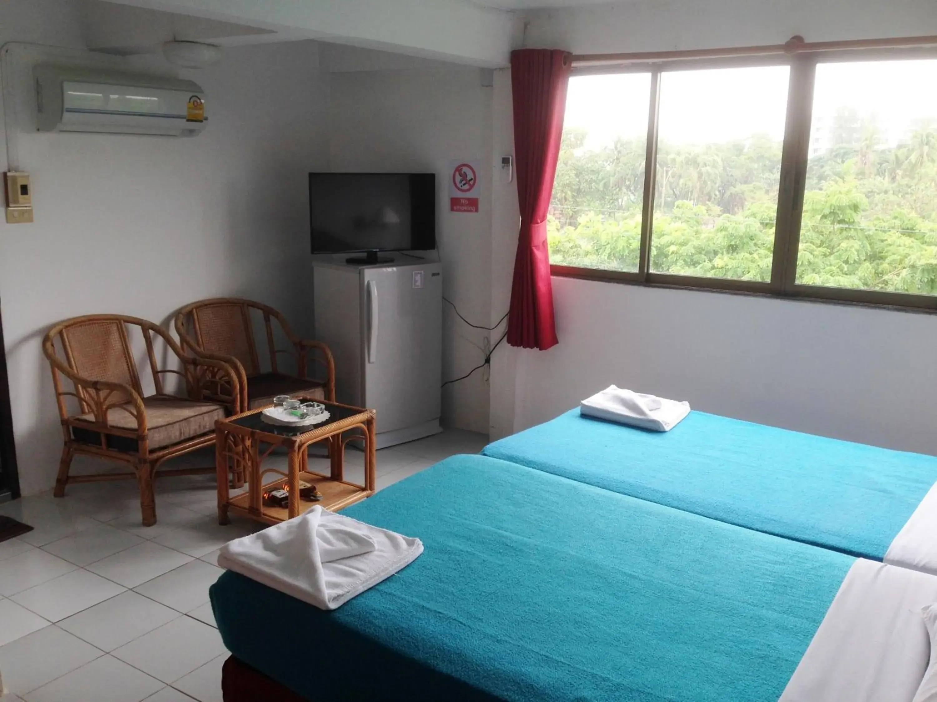 Budget Twin Room in A&B Hotel Budget Twin Room in A&B Hotel