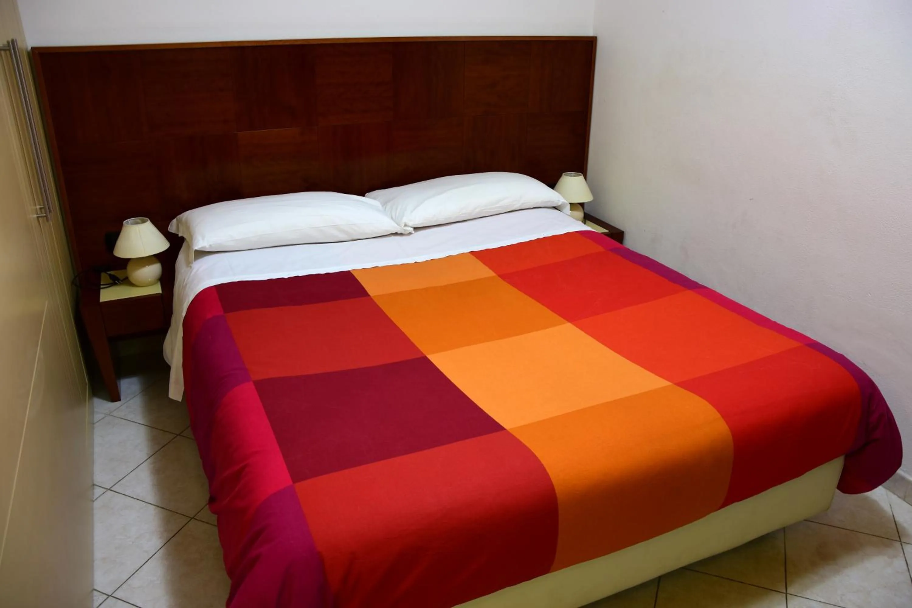 Photo of the whole room, Bed in Villa Nina