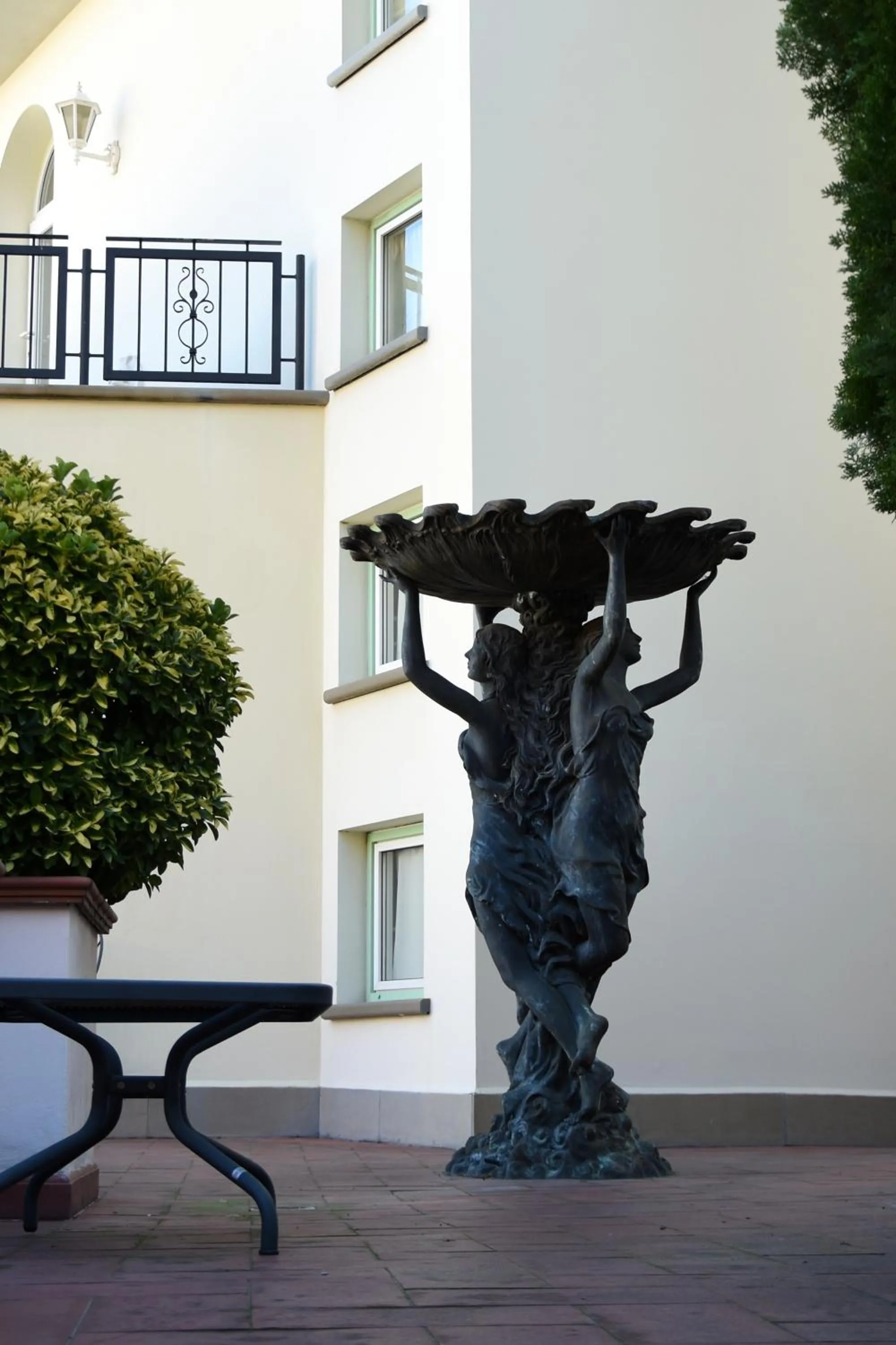 Decorative detail in Villa Nina