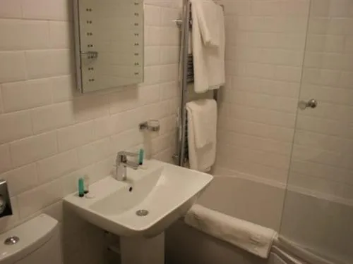 Bathroom in The Angel in Wootton Bassett