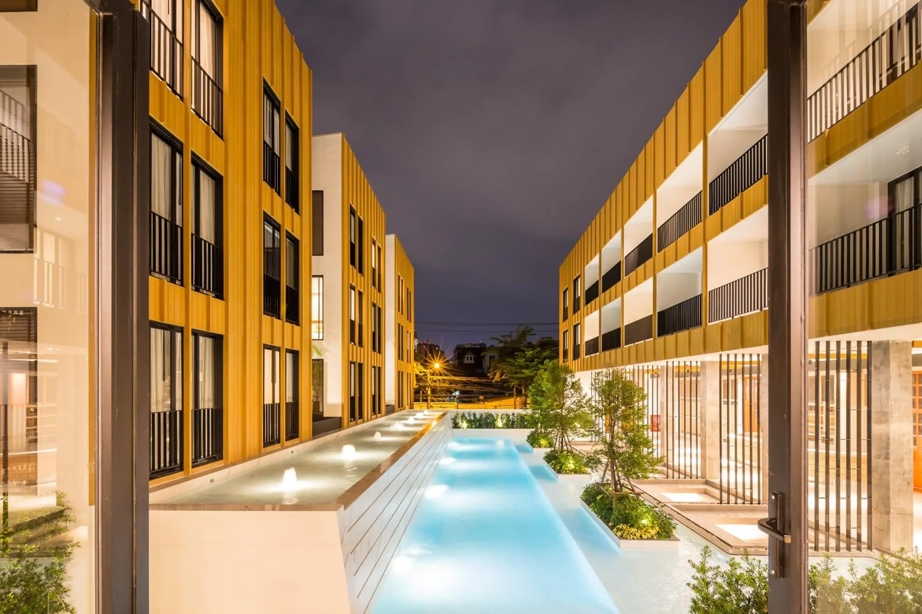 Property building in Craftsman Bangkok Property building in Craftsman Bangkok