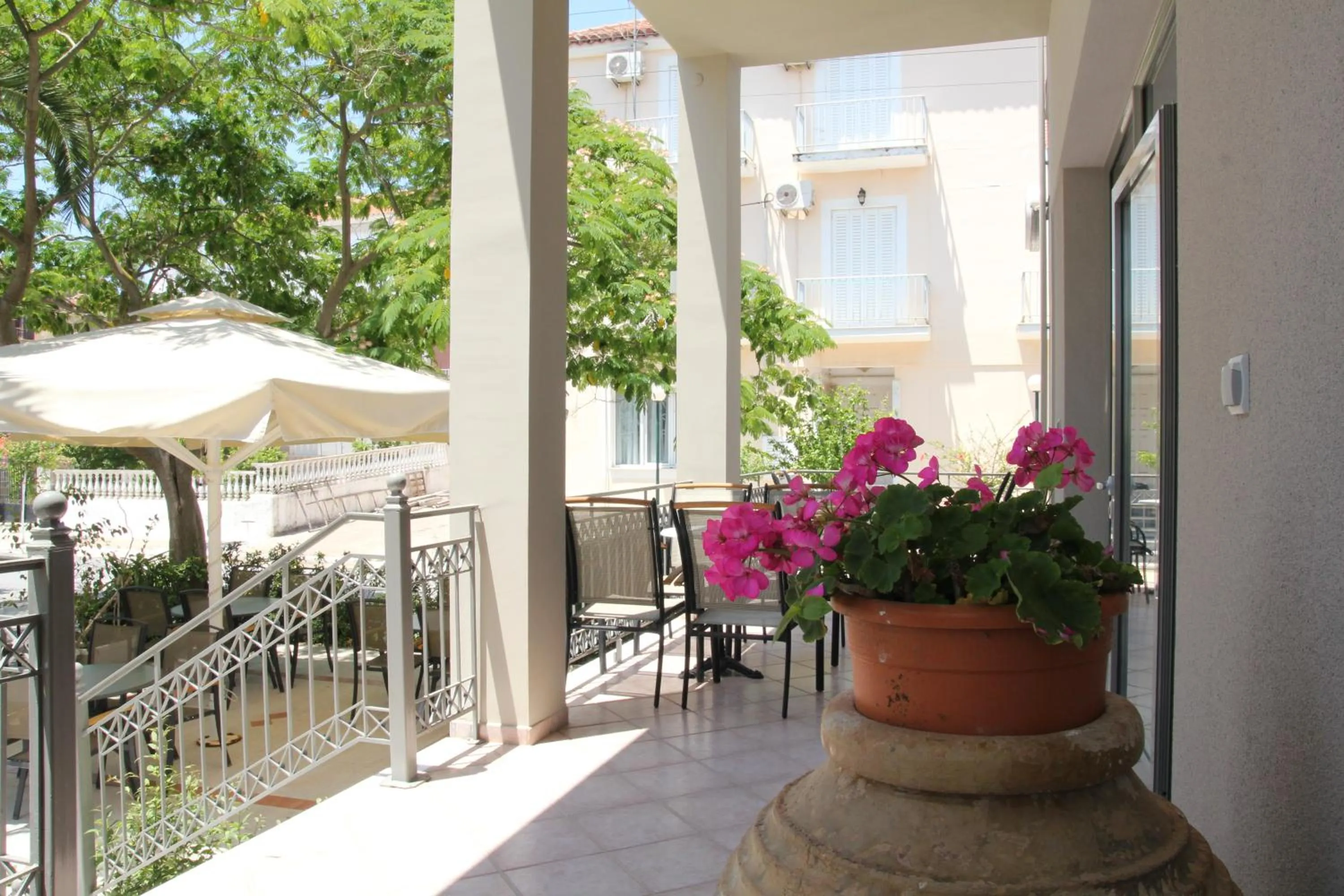 Day in Achilles Hotel