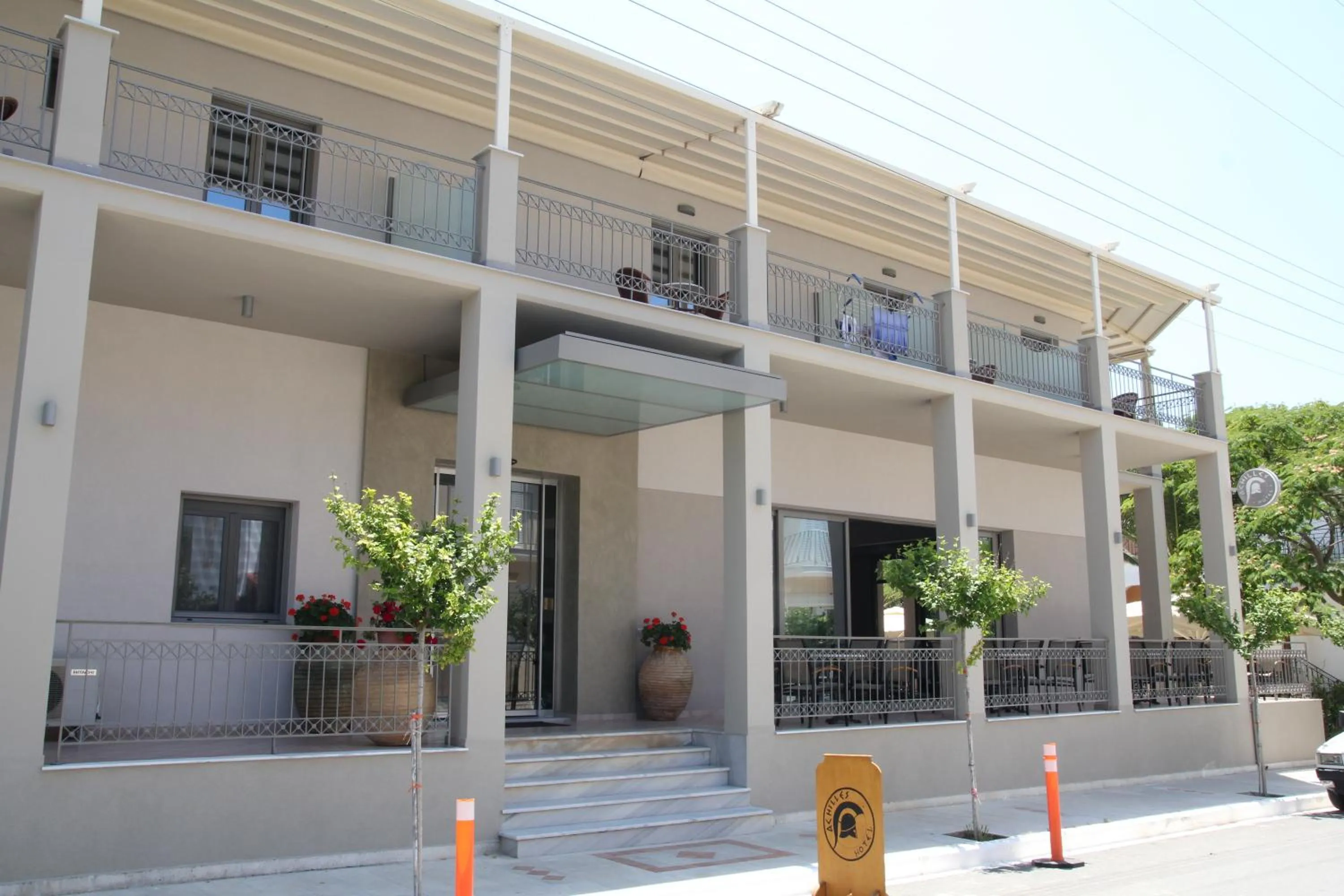 Facade/entrance in Achilles Hotel