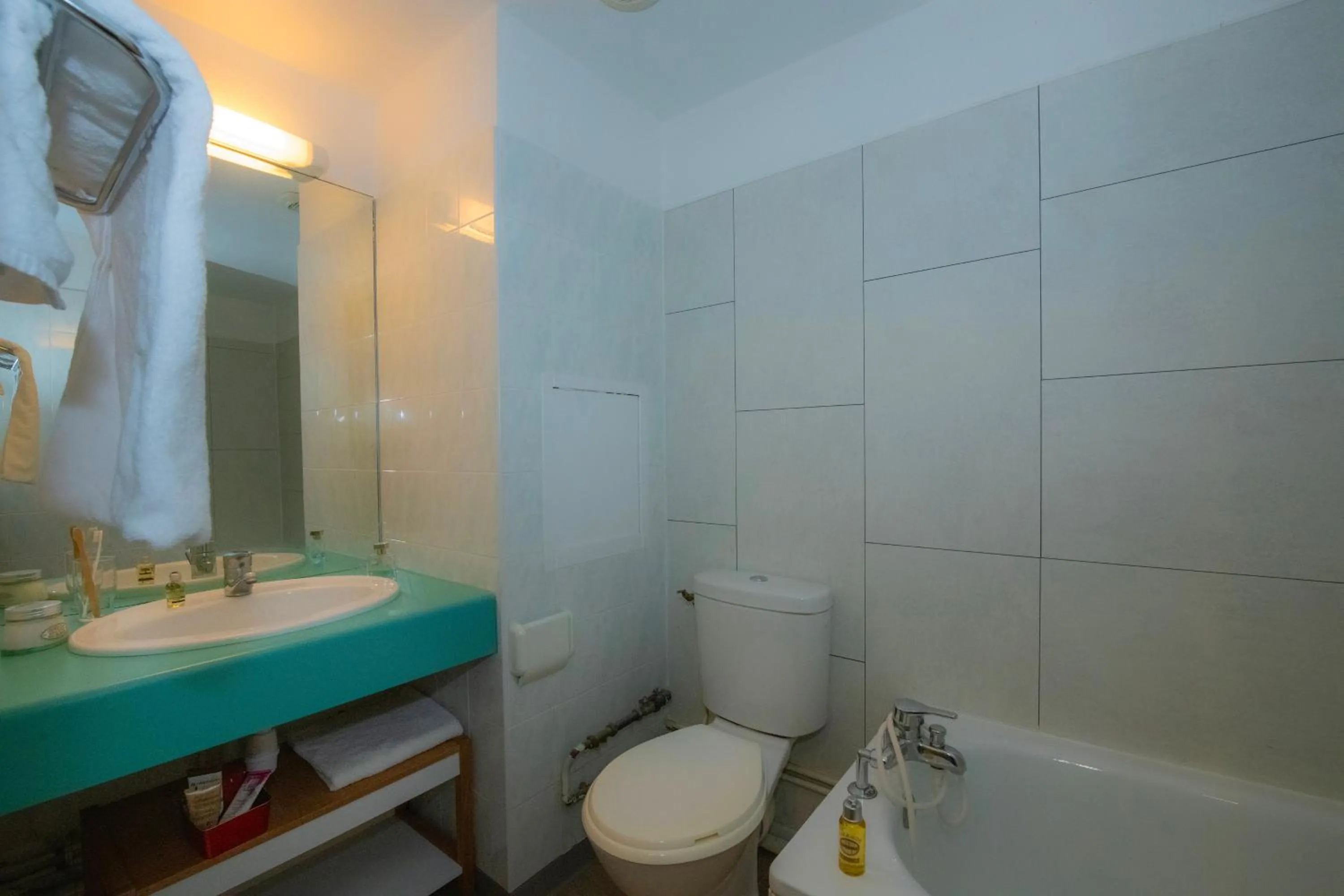 Bathroom in Résidence Capfun Couleurs Soleil, Oz en Oisans