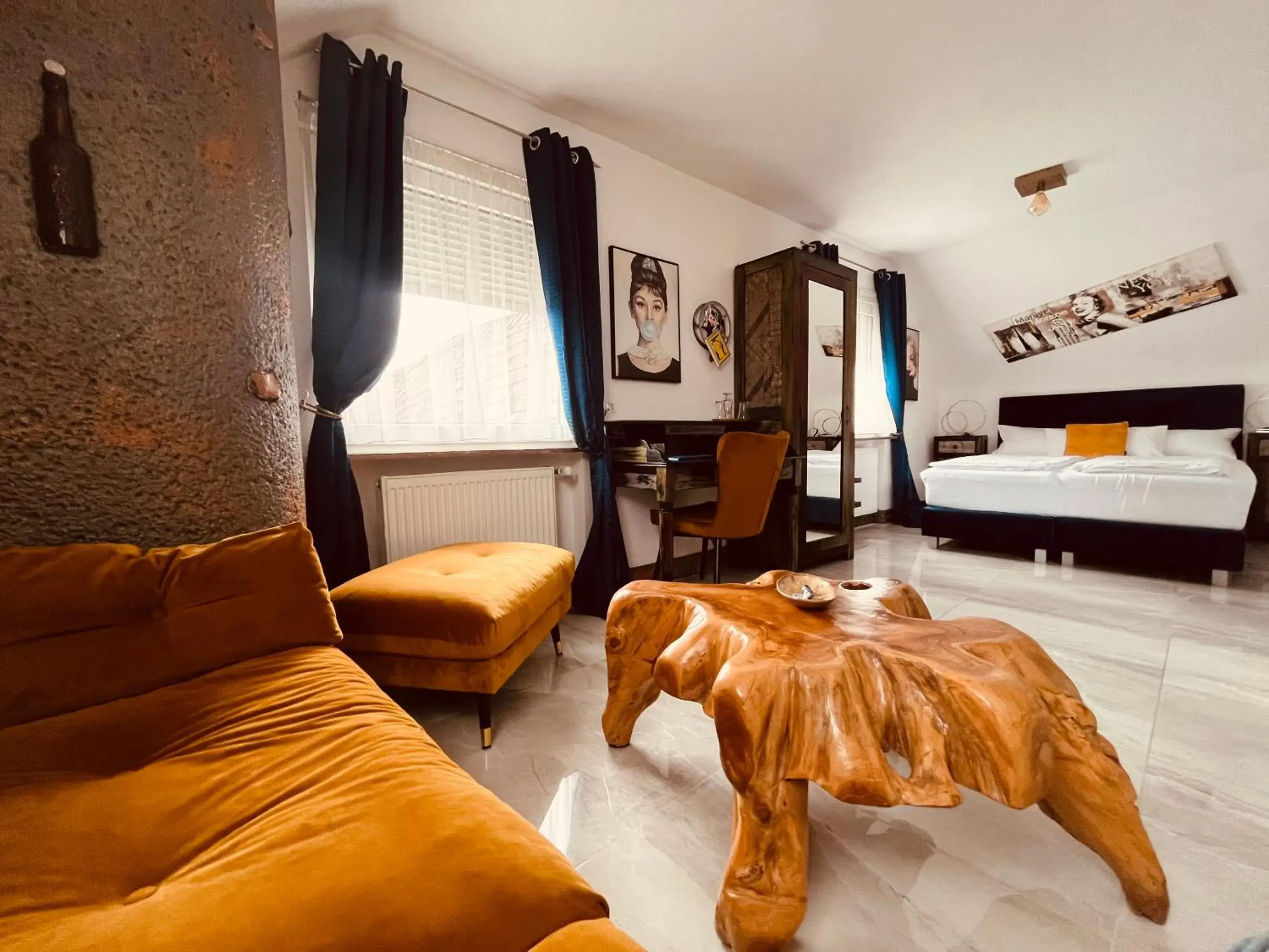 Double Room in Hotel Karthäuser Hof Double Room in Hotel Karthäuser Hof