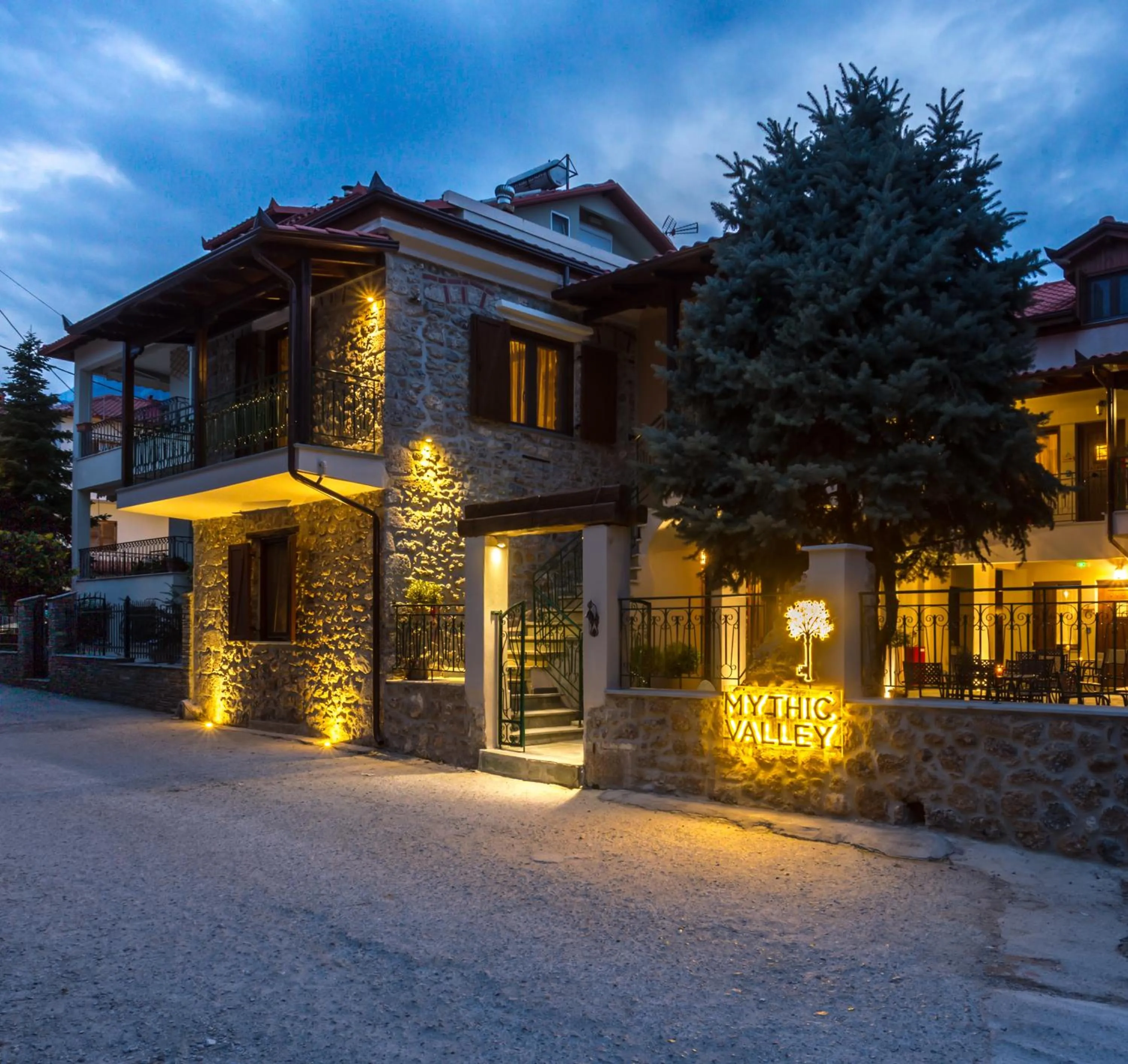 Facade/entrance in Mythic Valley