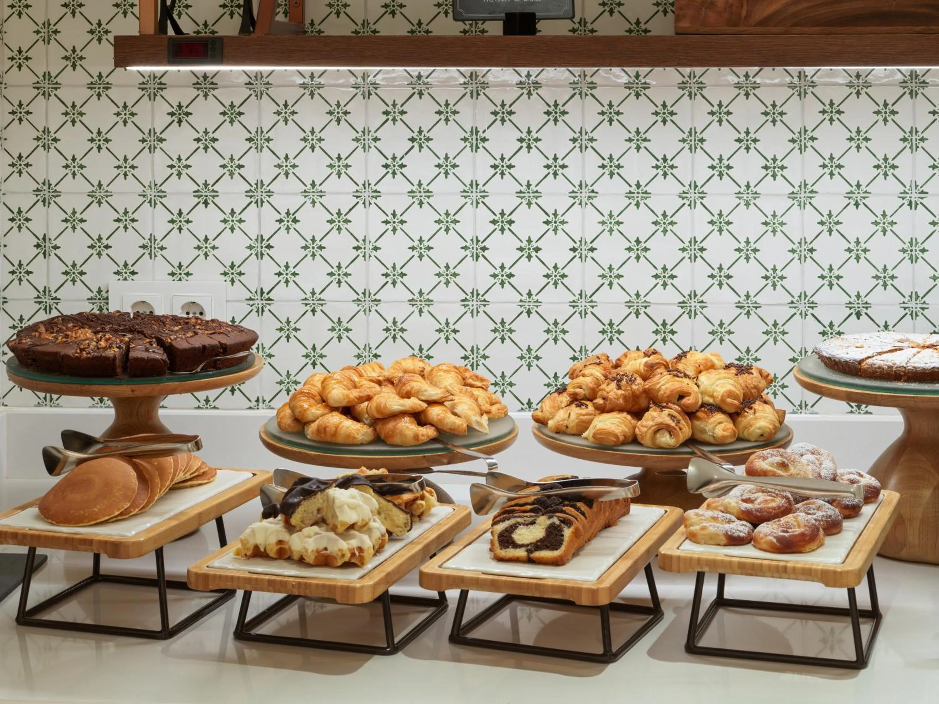 Restaurant/places to eat in H10 Casanova