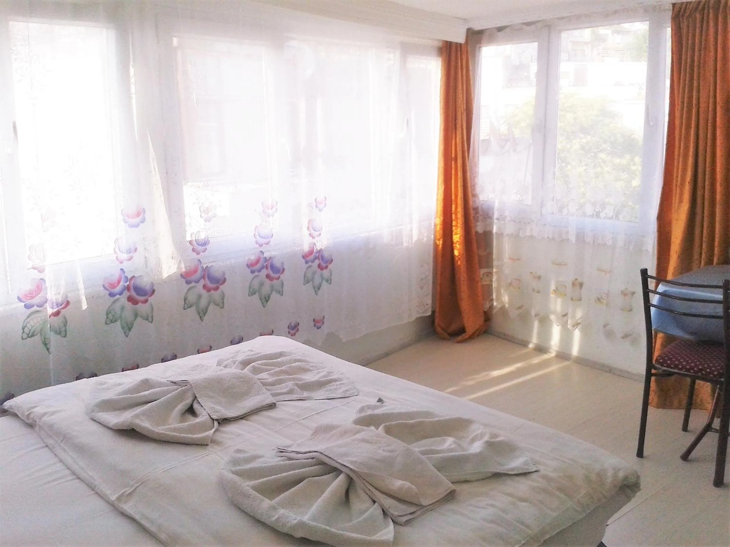 Bereket traveler Hotel