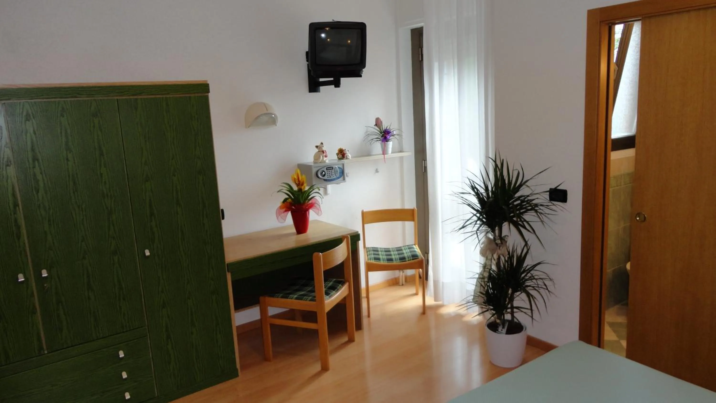 Photo of the whole room in Hotel Levico