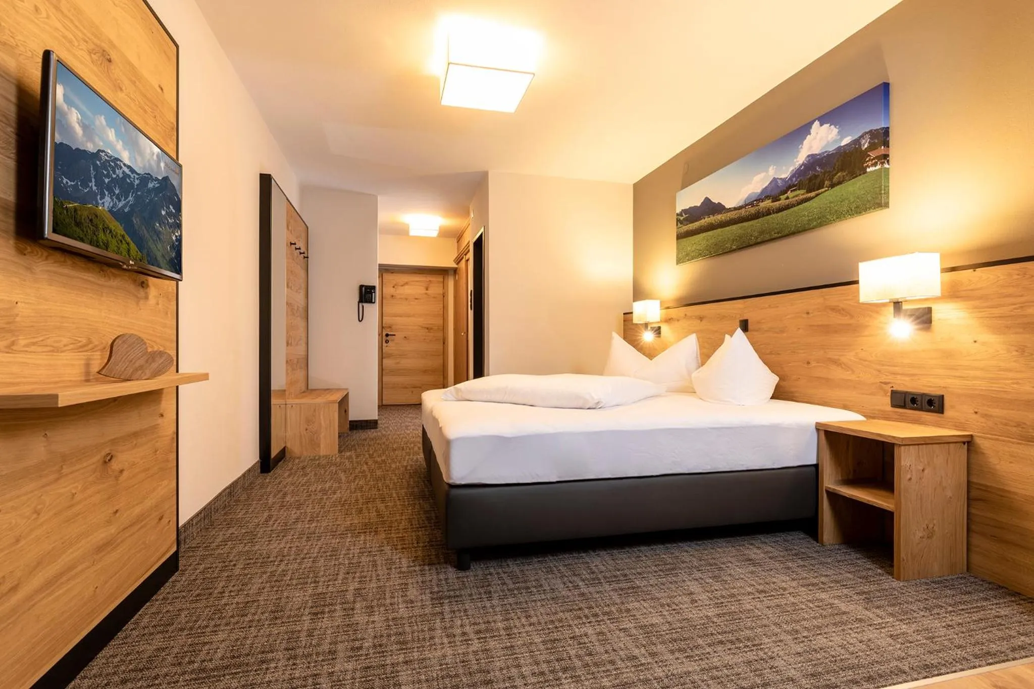 Photo of the whole room, Bed in Hotel Stockerwirt