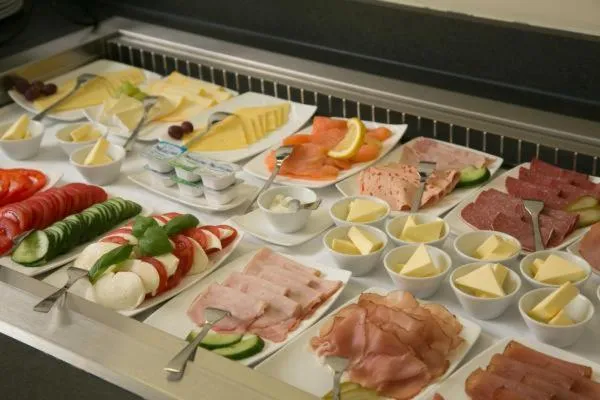 Food and drinks in Come IN Comfort