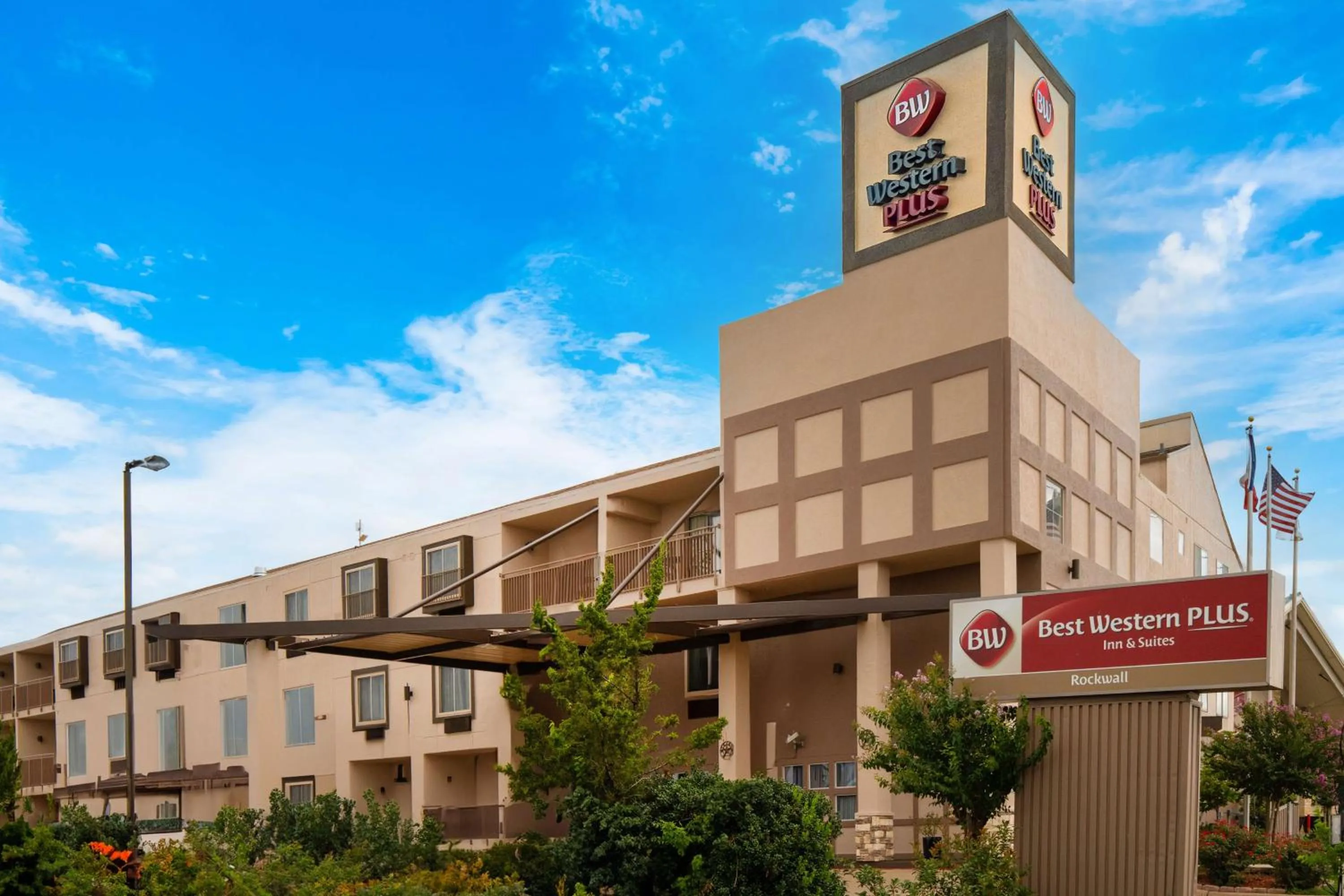 Property building in Best Western Plus Rockwall Inn & Suites