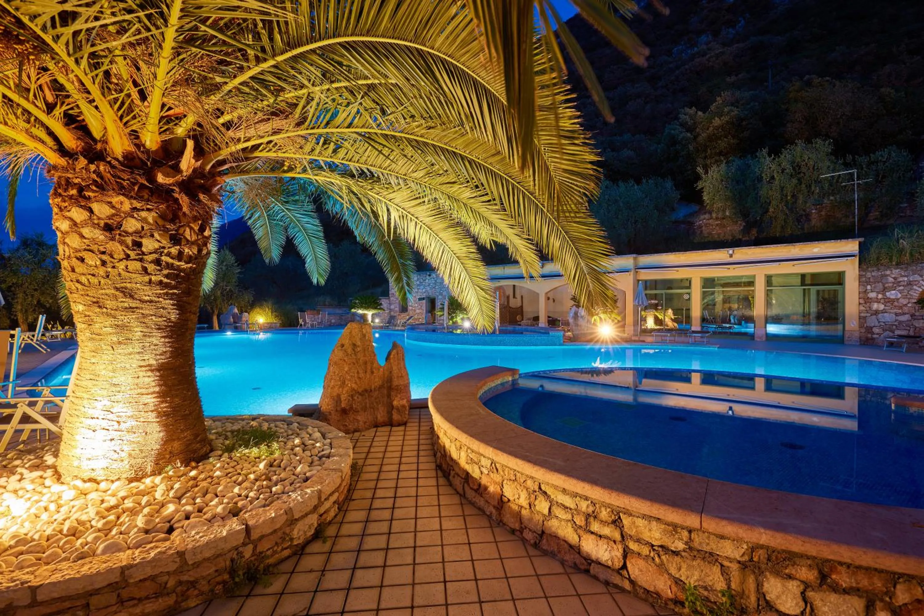 Night in Hotel San Carlo