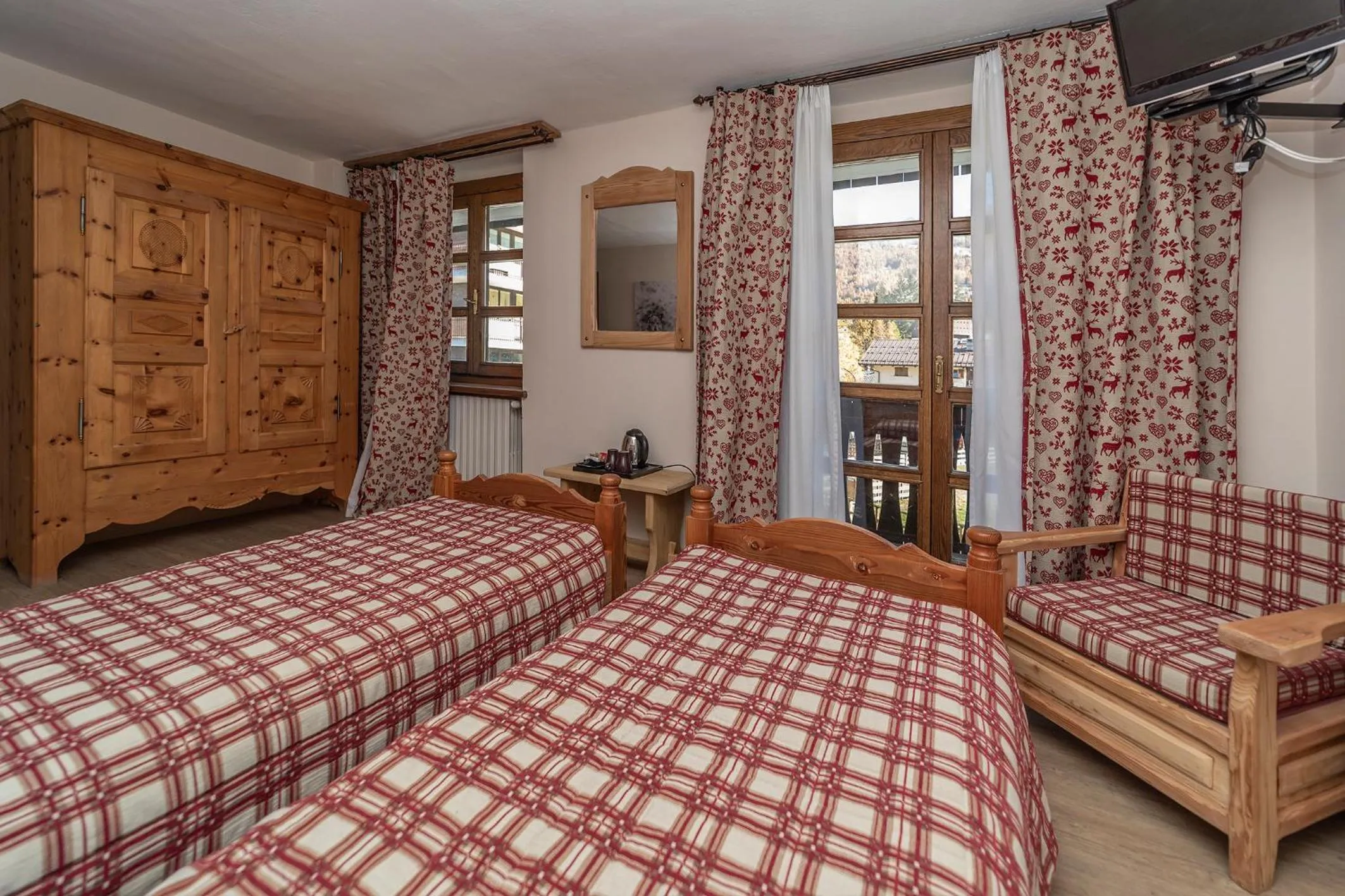 Bed in Hotel Stella Alpina