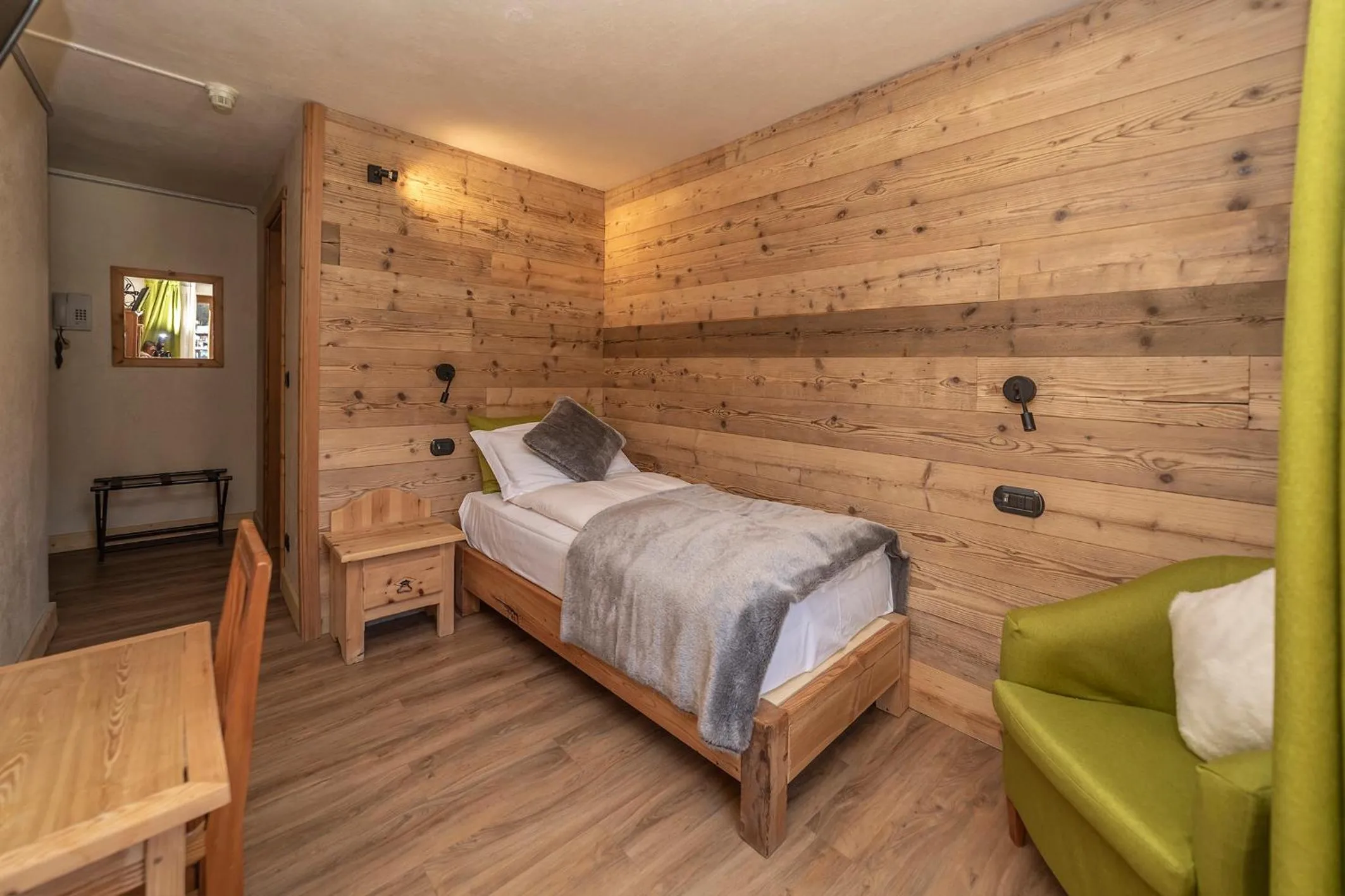 Bed in Hotel Stella Alpina