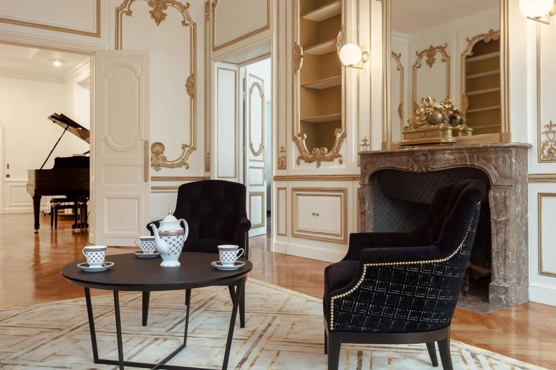 Lounge or bar in Villa Camoufle