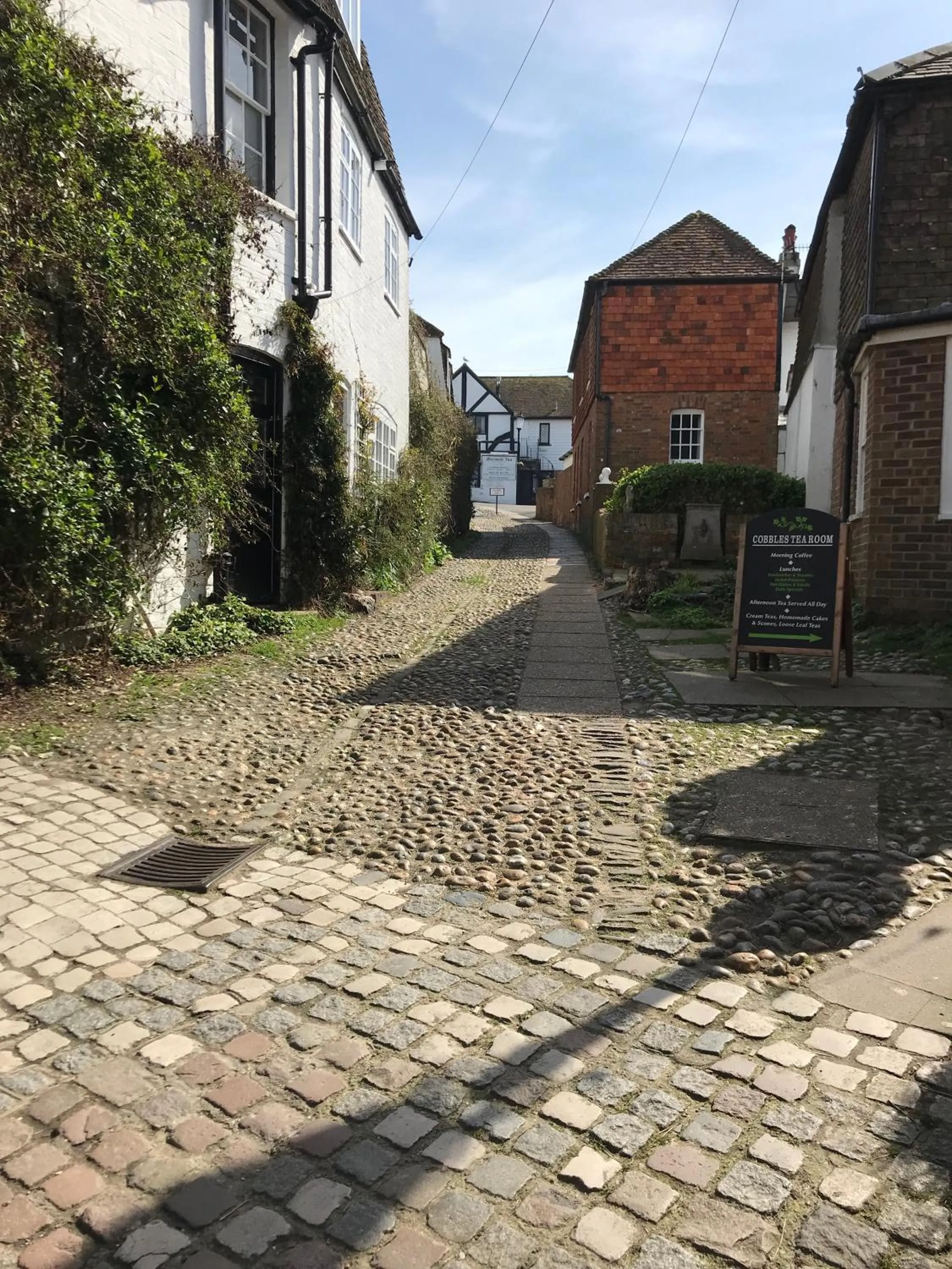 Neighbourhood in The Tea House