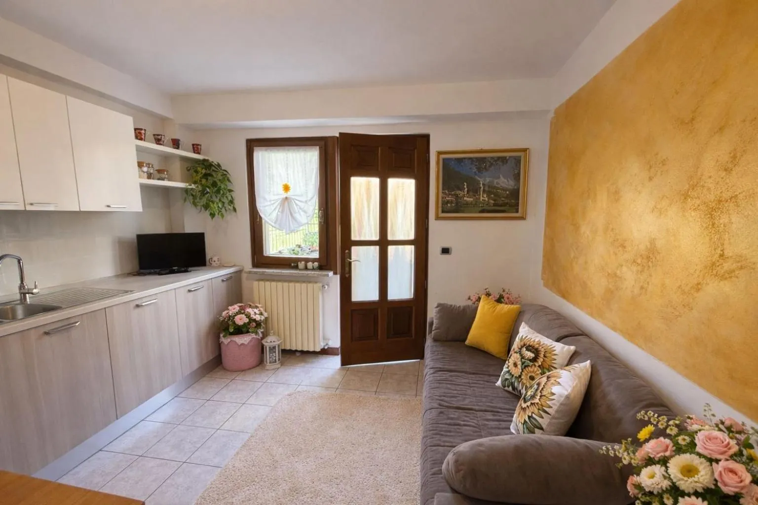 Casa Rosalia cozy holiday apartment by Gardadomsumea