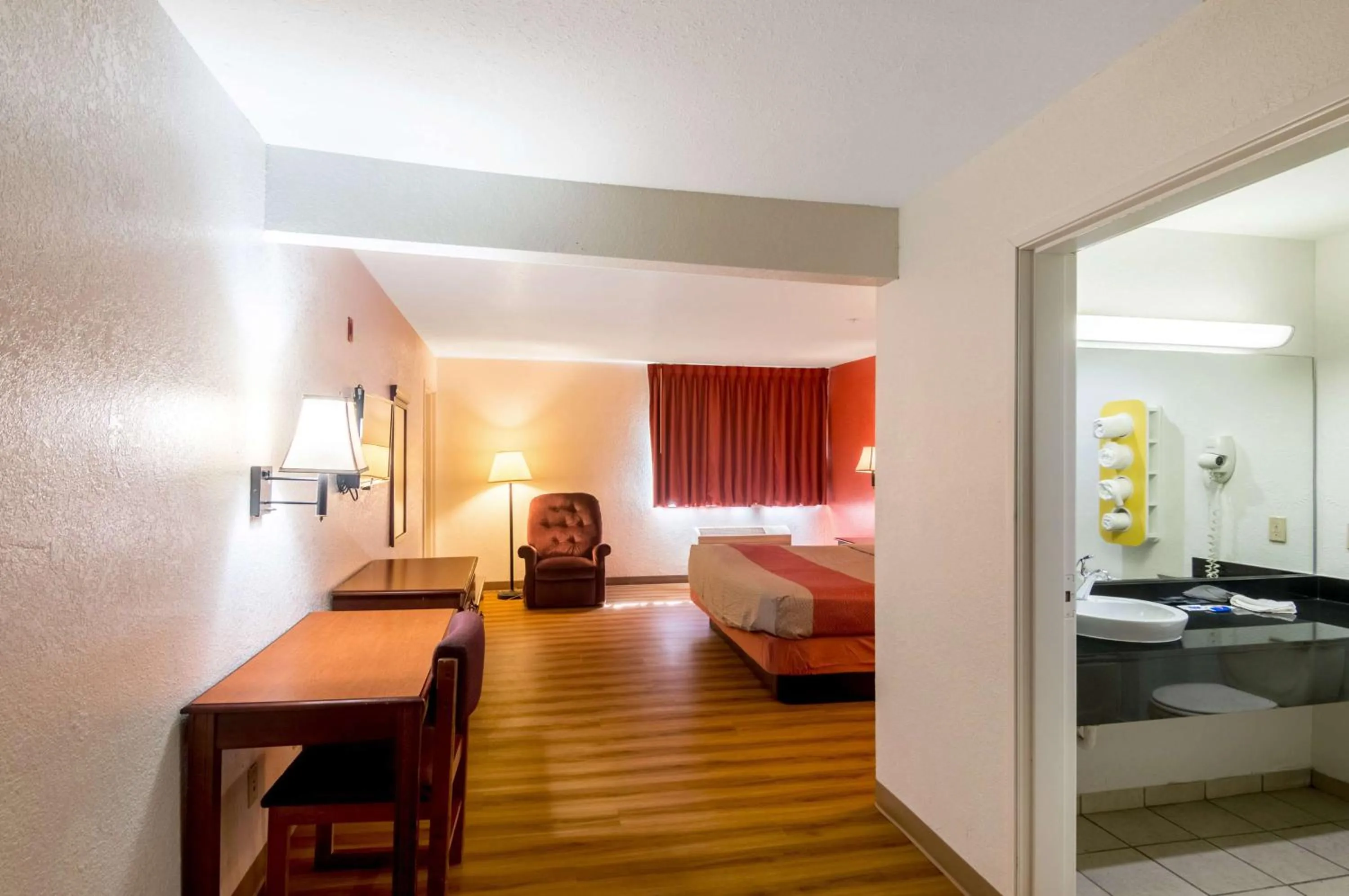 People, Bed in Motel 6-Oklahoma City, OK